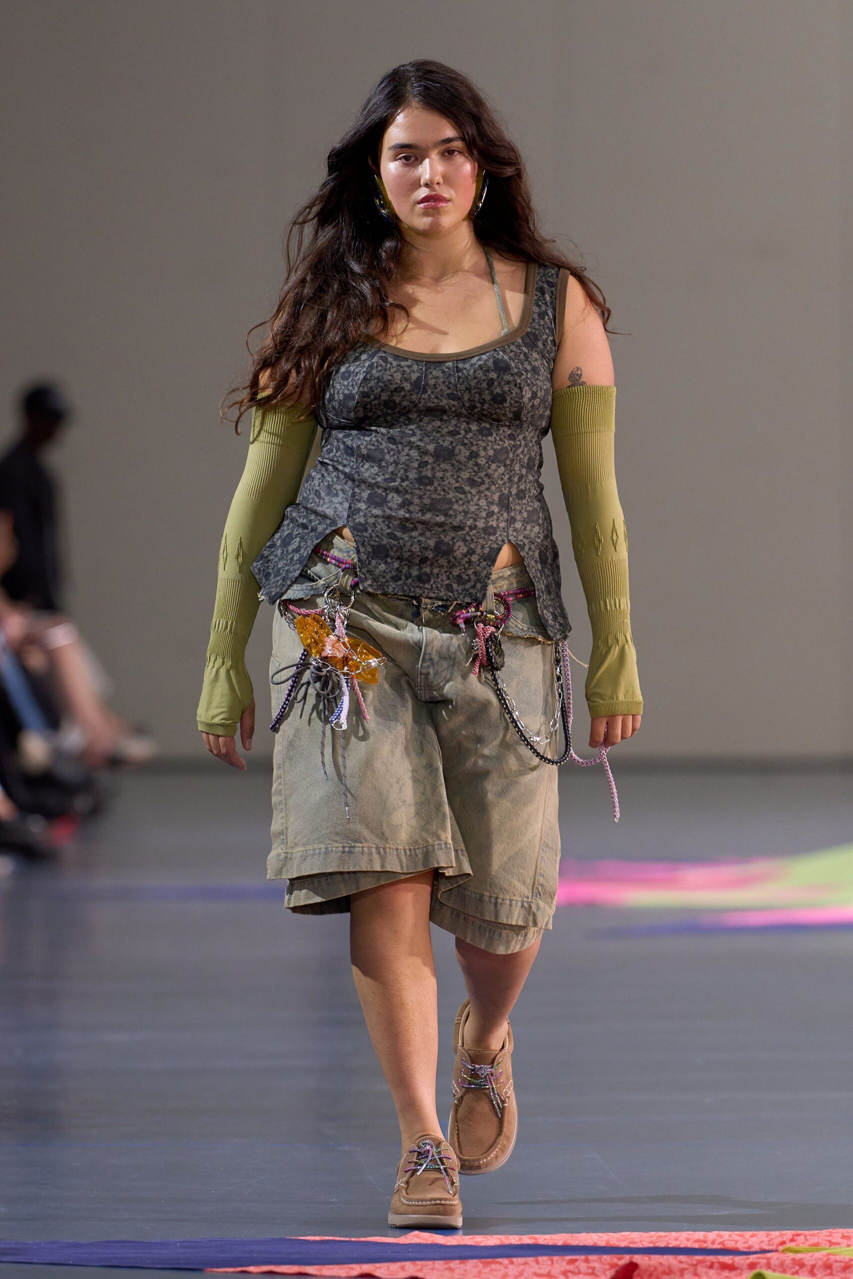 gray cotton sleeveless fitted layered embroidered top
