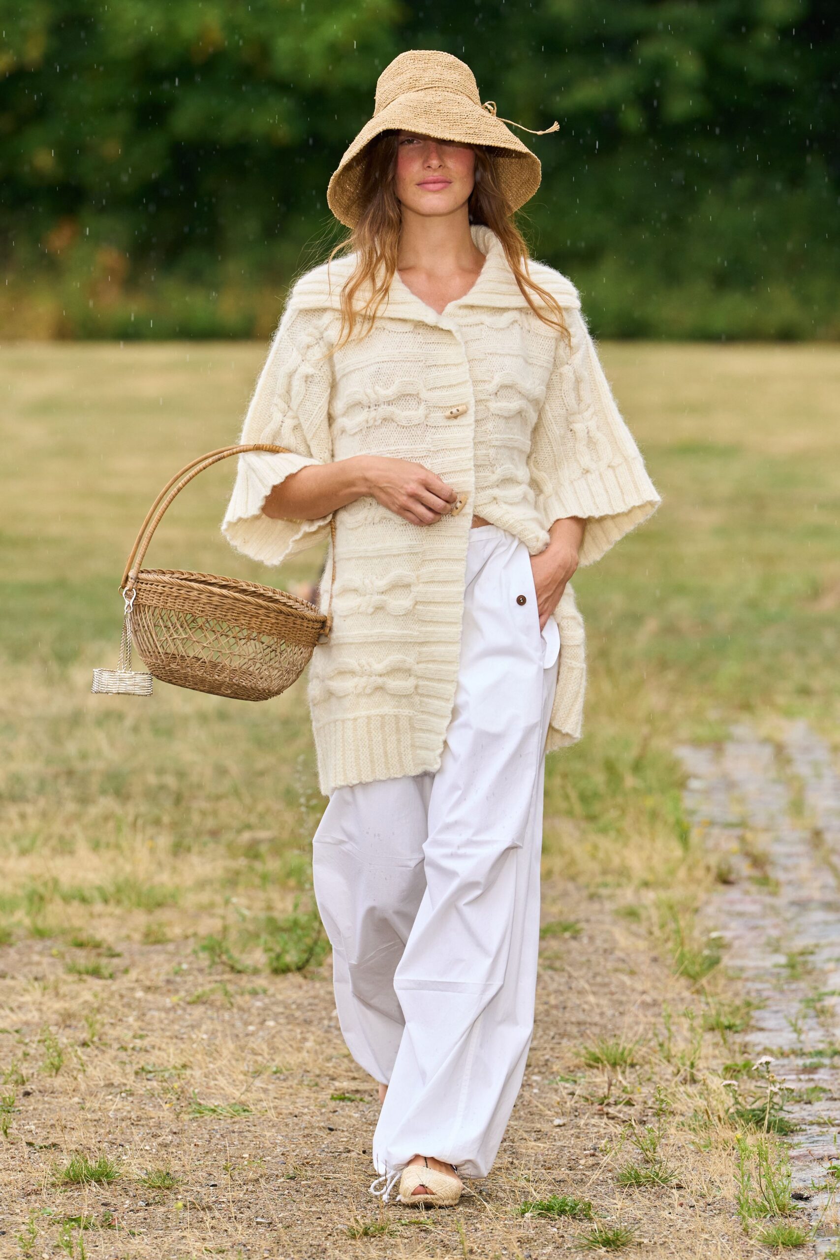 beige cotton short-sleeve collared relaxed cardigan