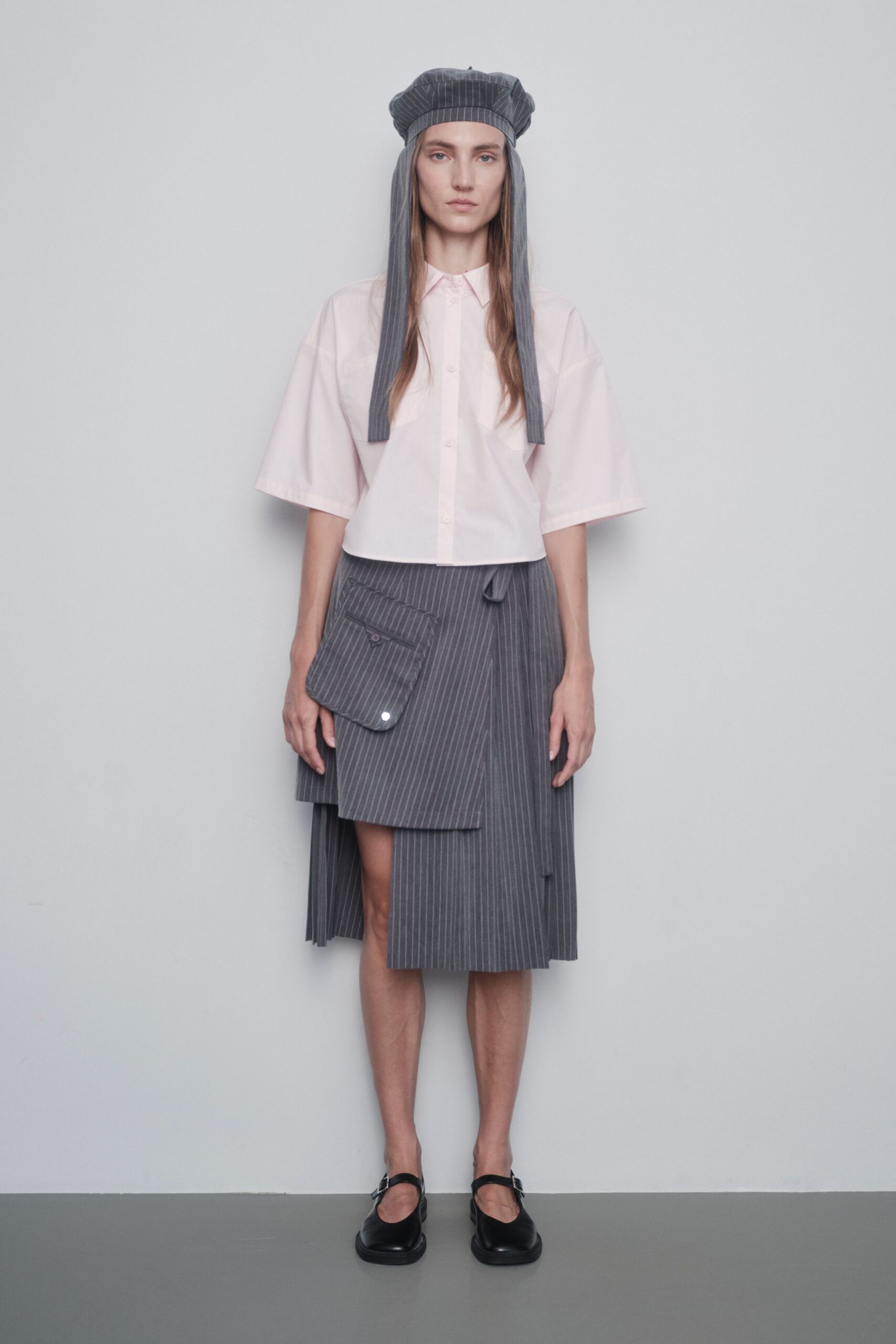 pink cotton short-sleeve collared relaxed shirt