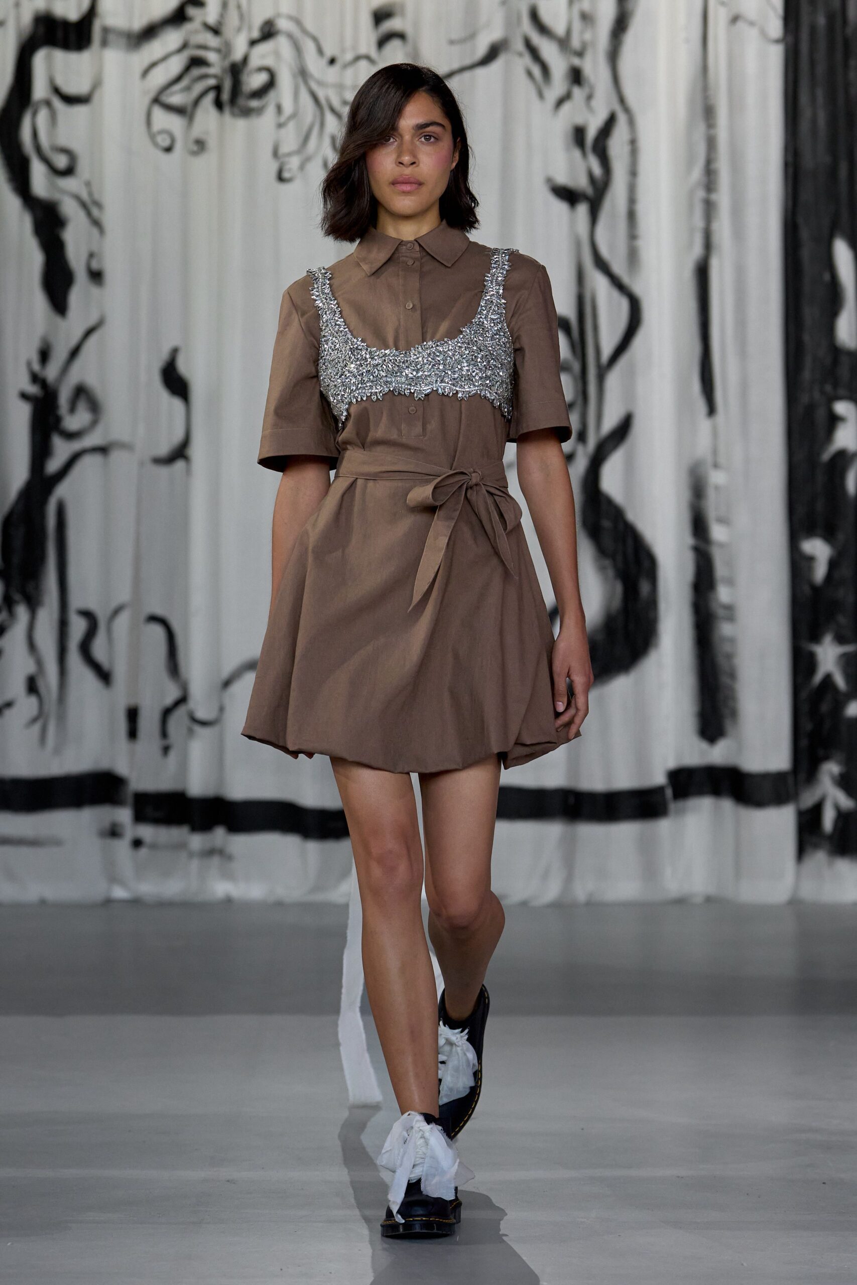 brown cotton short-sleeve collared fitted pleated beaded dress