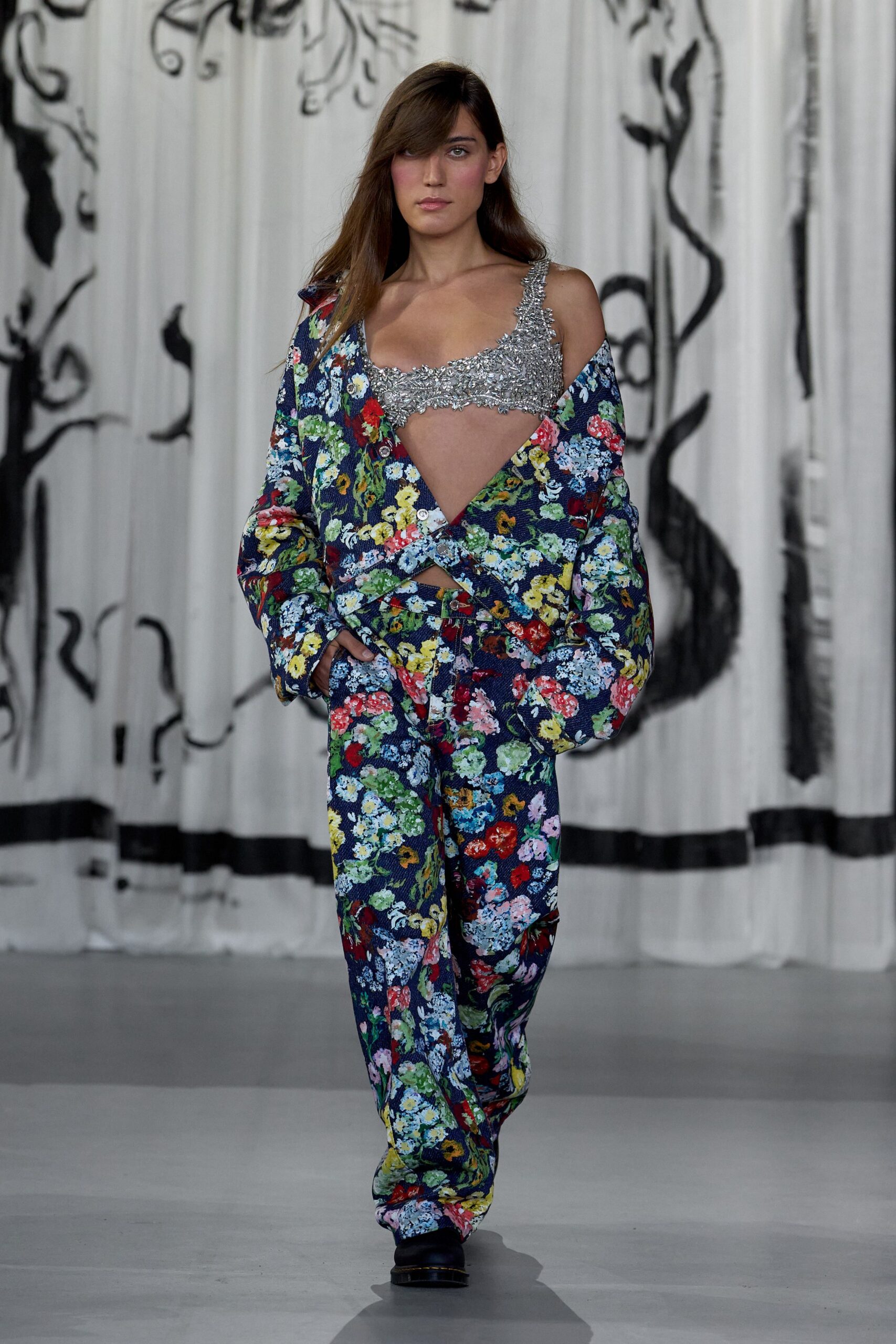 blue cotton long-sleeve collared relaxed floral jacket