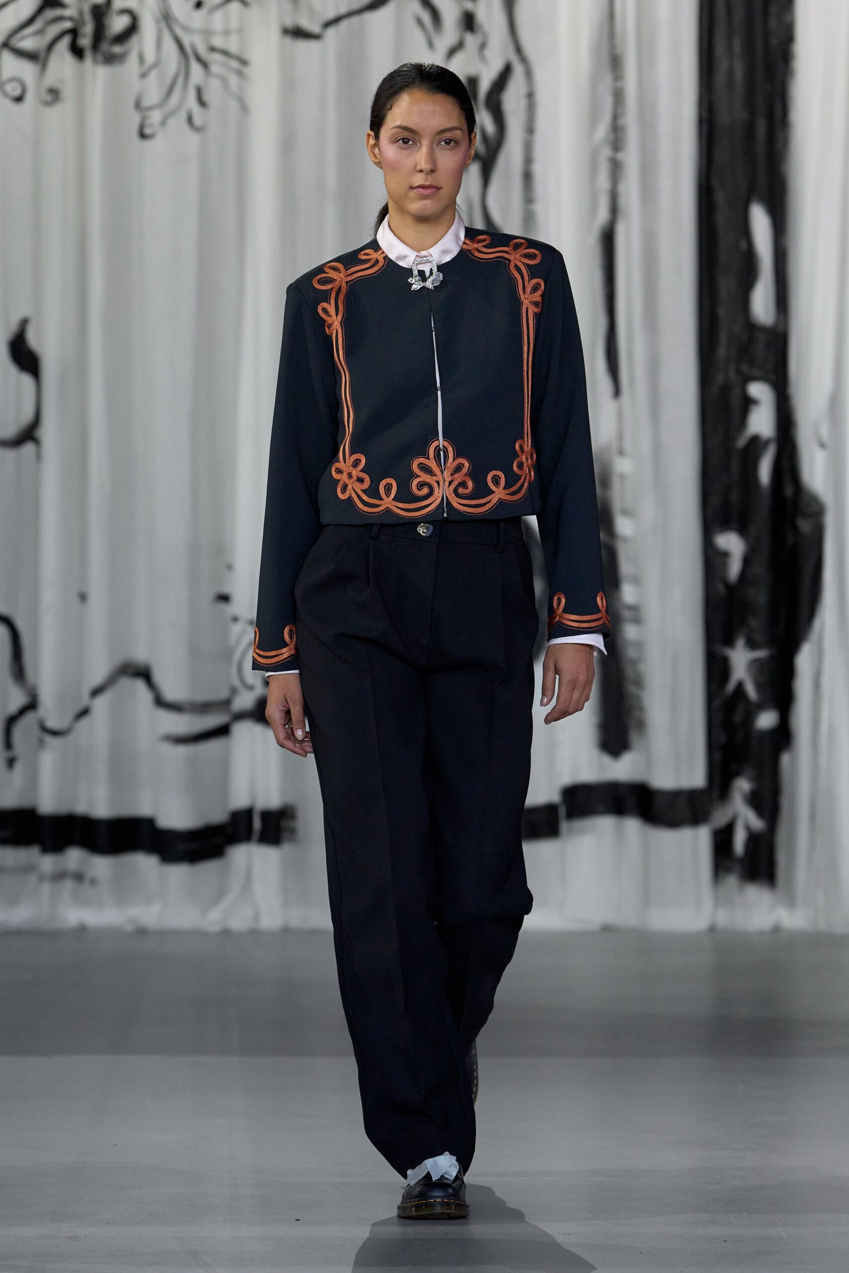 black cotton long-sleeve collared relaxed embroidered jacket
