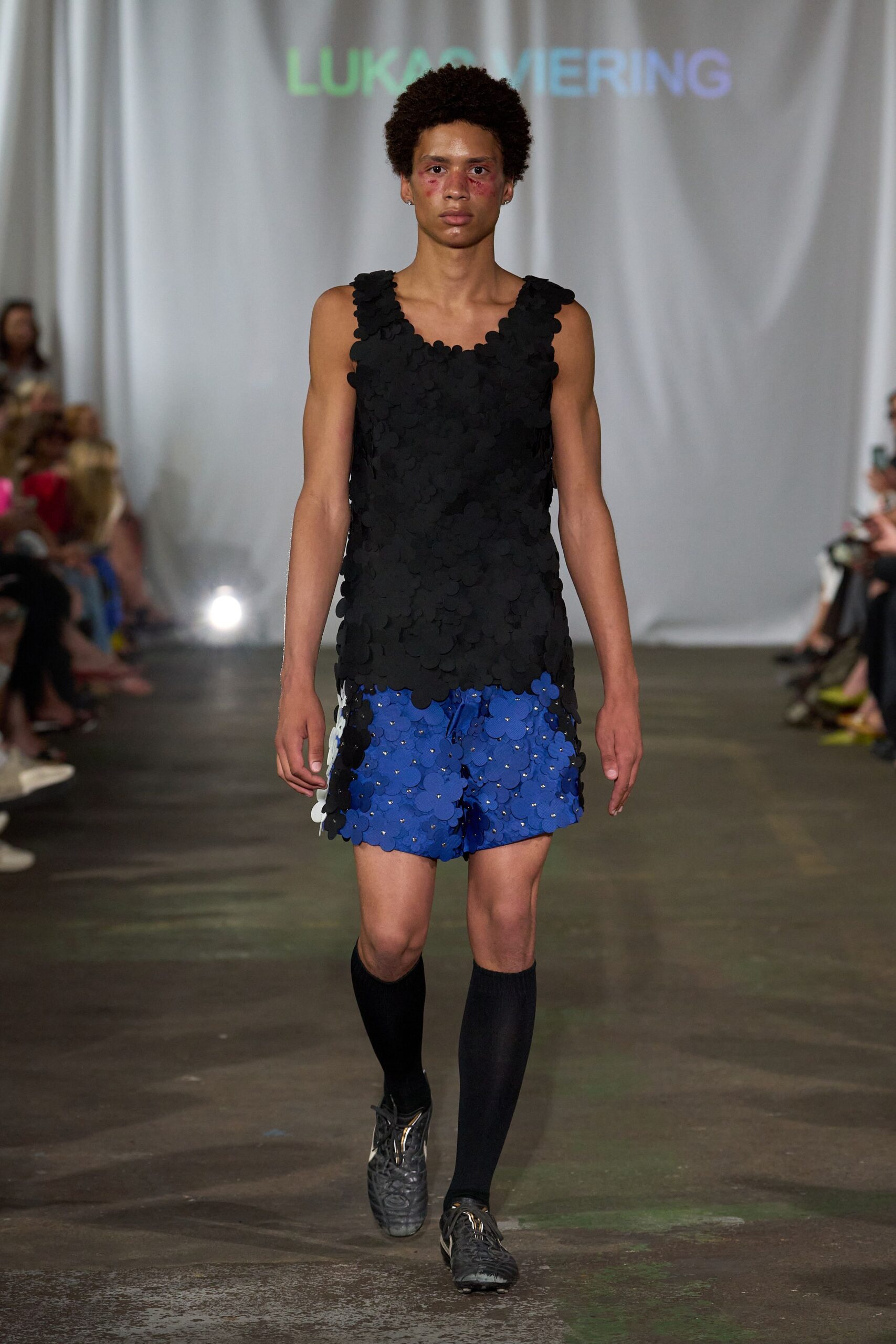 black cotton sleeveless collared fitted layered top