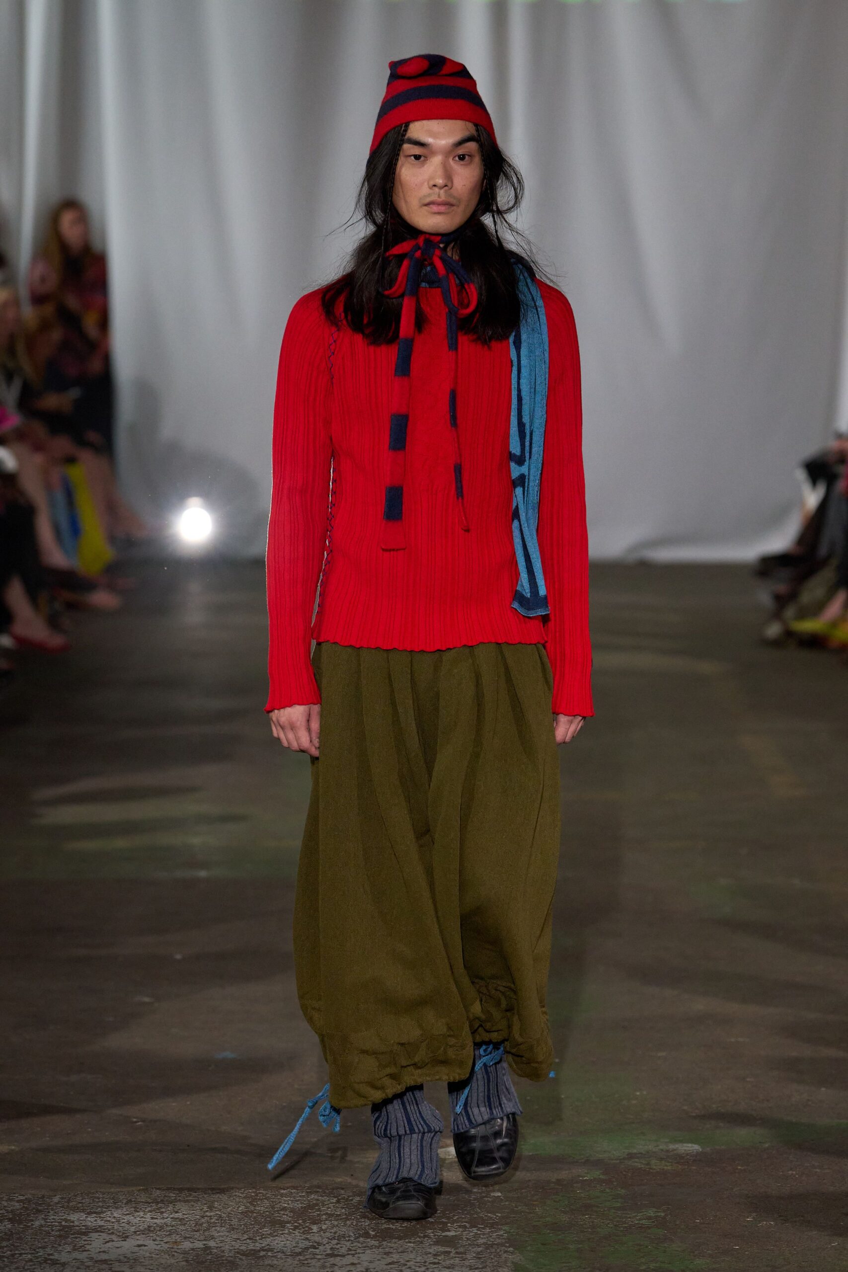 green cotton relaxed pleated pants