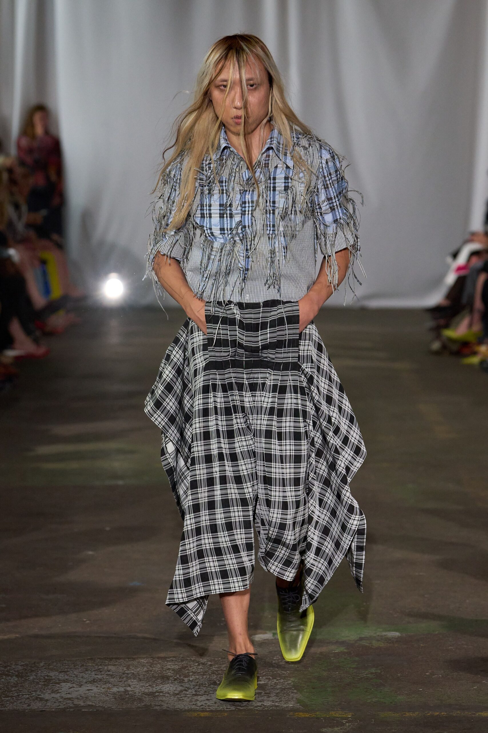 blue cotton short-sleeve collared relaxed checked fringed shirt