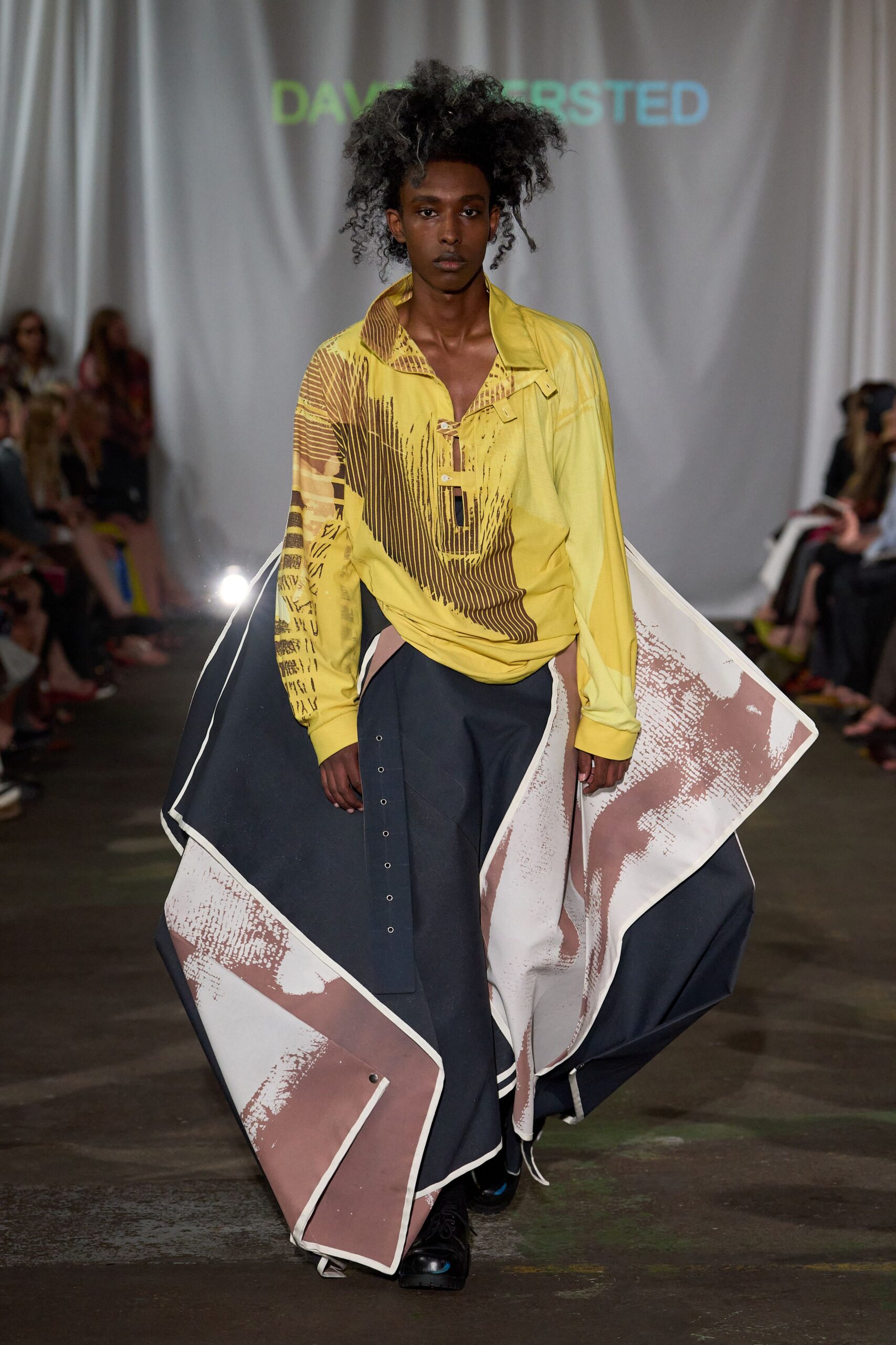 yellow cotton long-sleeve collared relaxed printed shirt