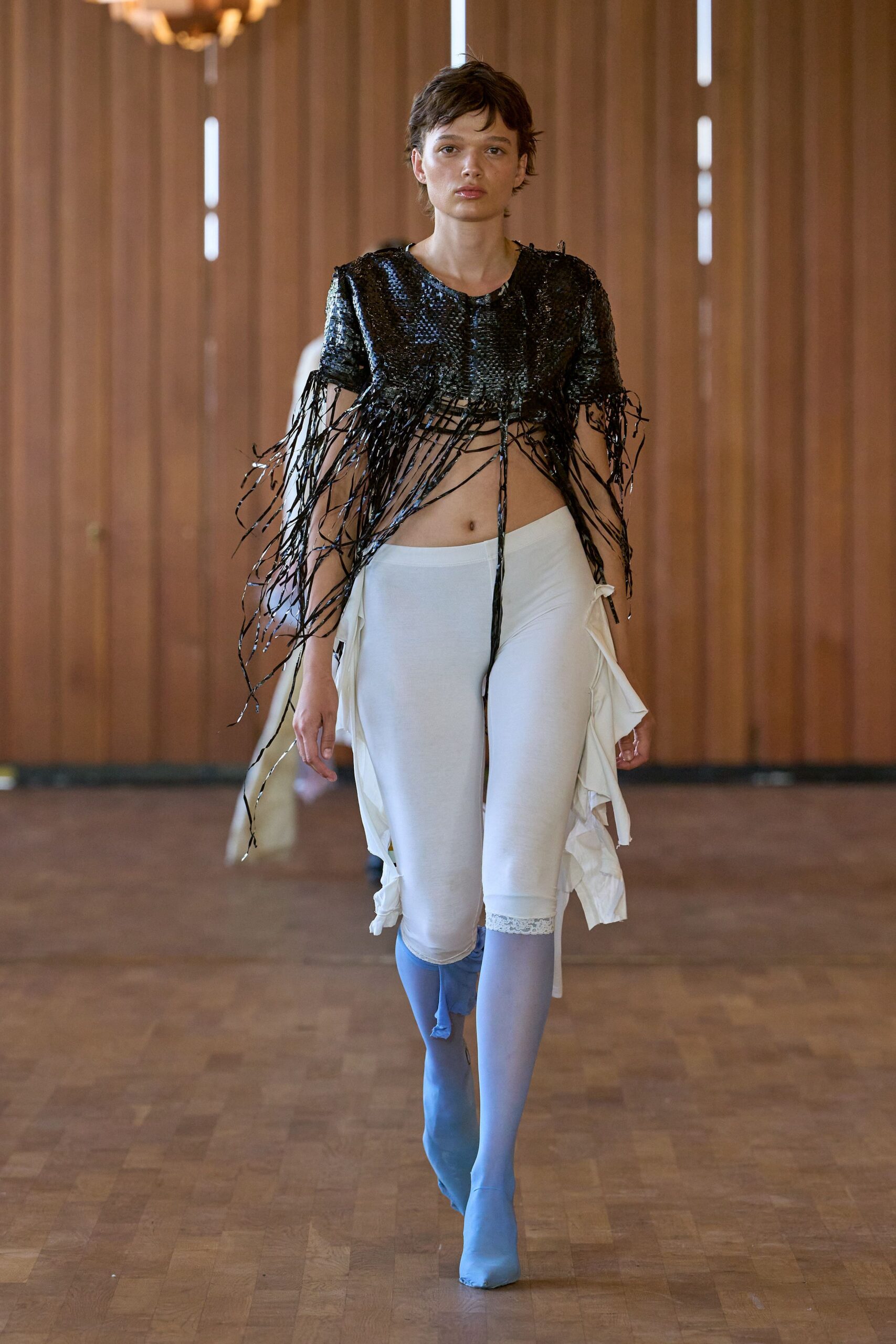 white cotton fitted pants