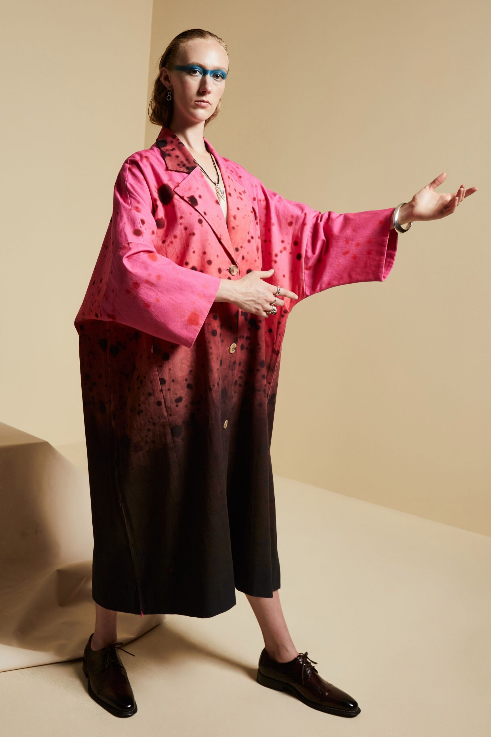 pink splatter-print kimono coat