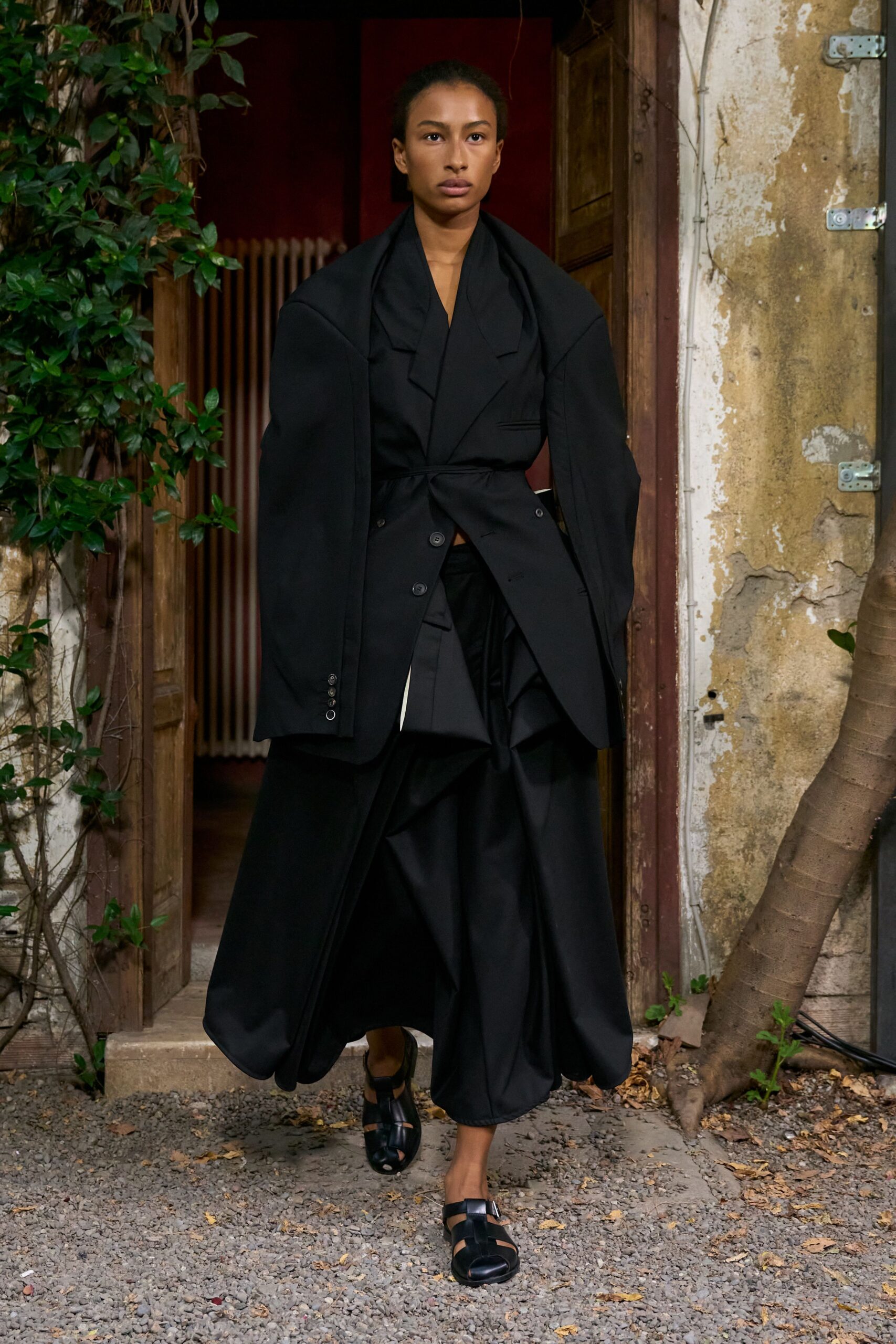 black cutaway belted blazer