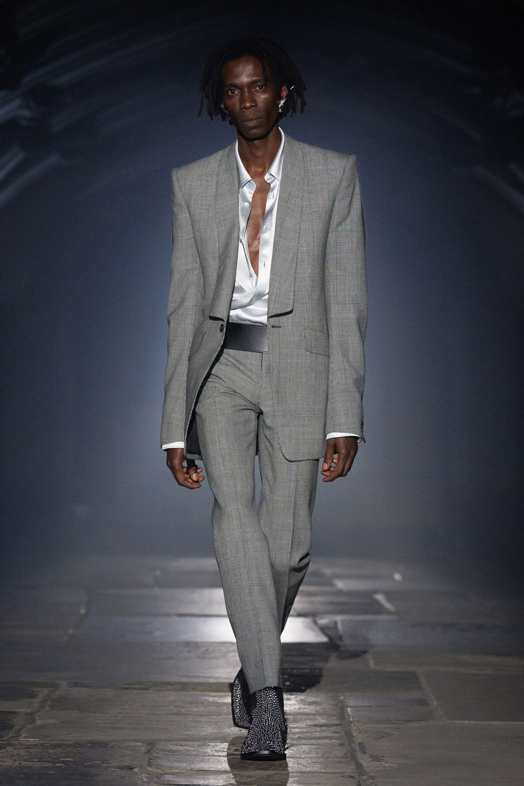 gray wool long-sleeve collared tailored checked pockets blazer