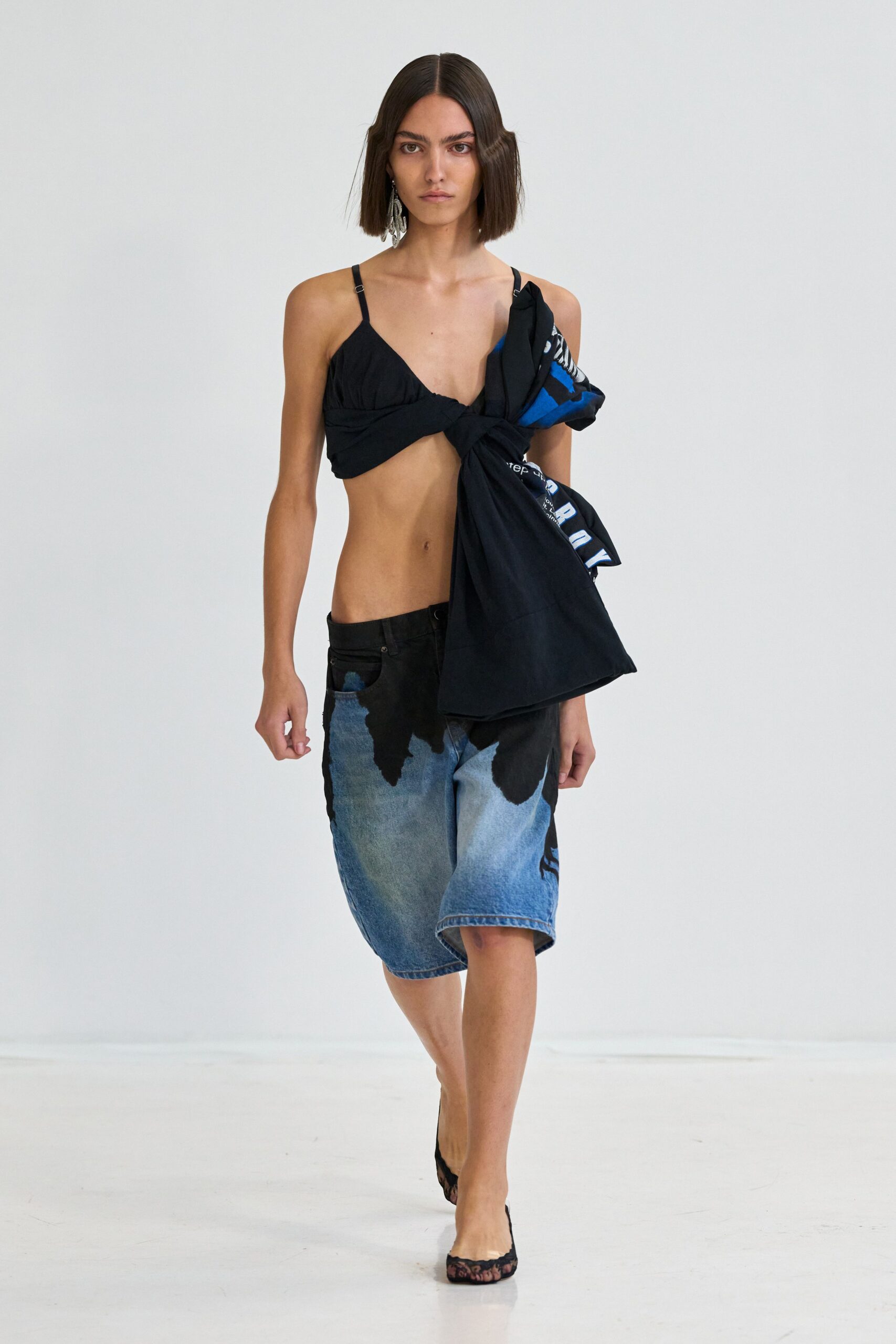 scarf-style knotted black crop top
