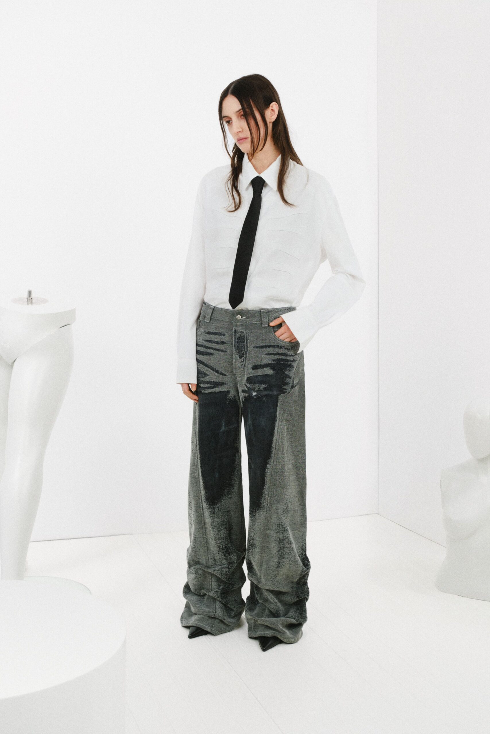 brushstroke print wide-leg denim pants