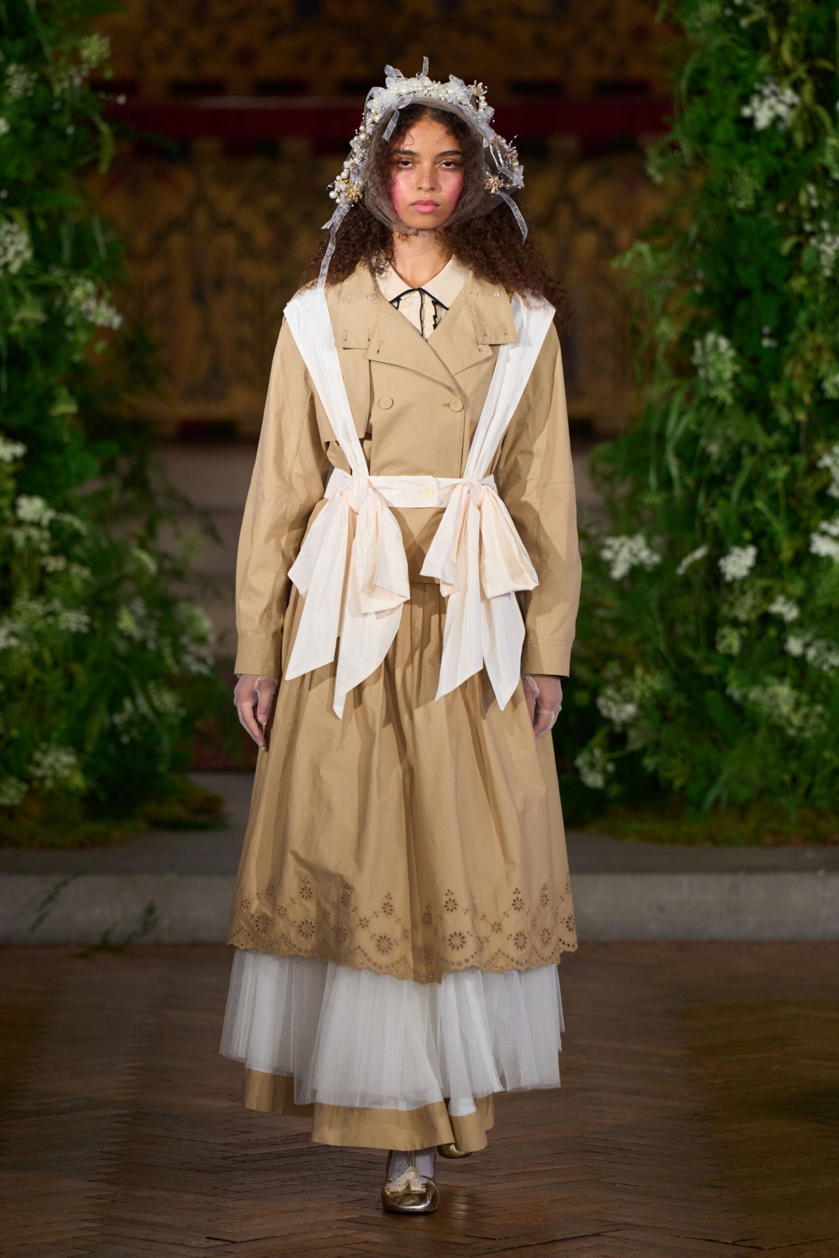 trench-inspired belted cotton dress