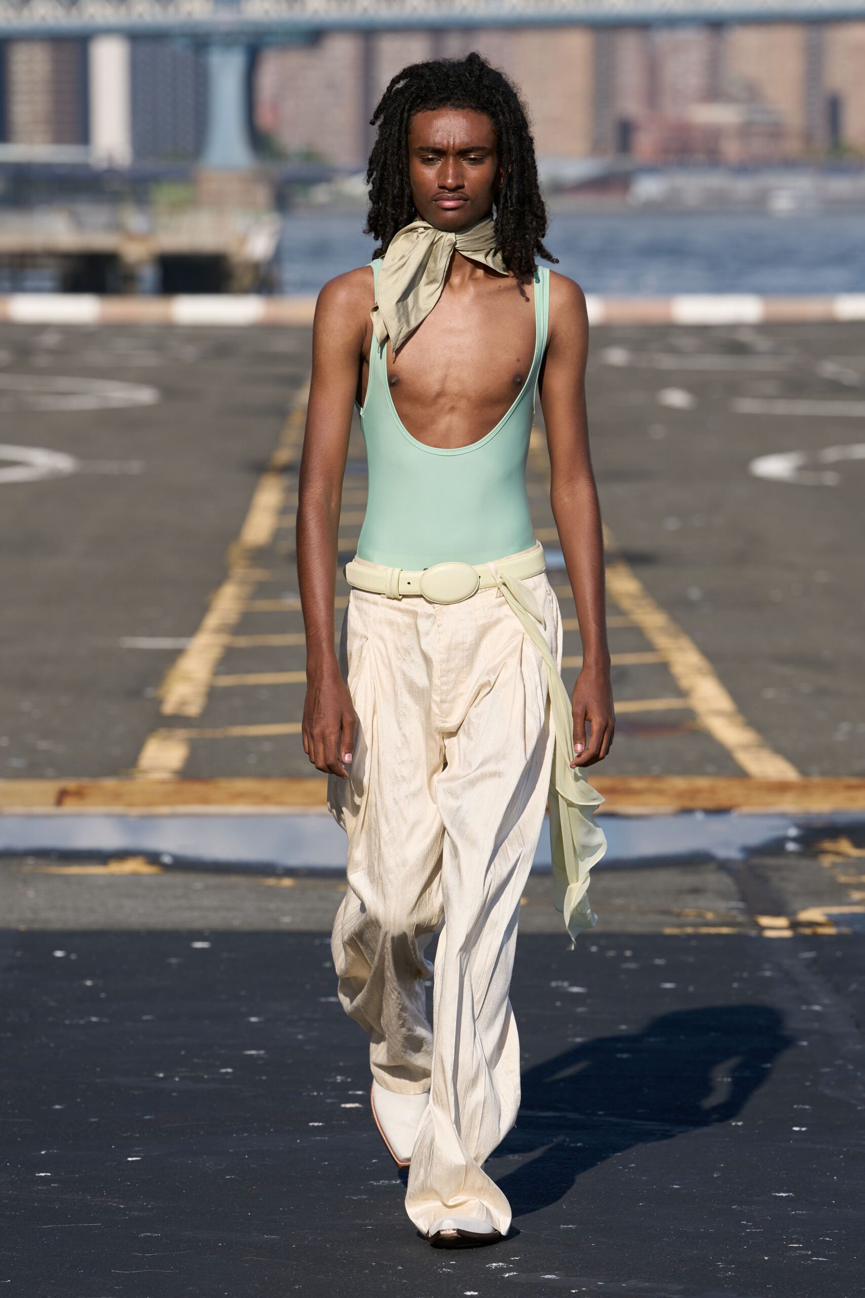 green unknown sleeveless low-cut fitted bodysuit