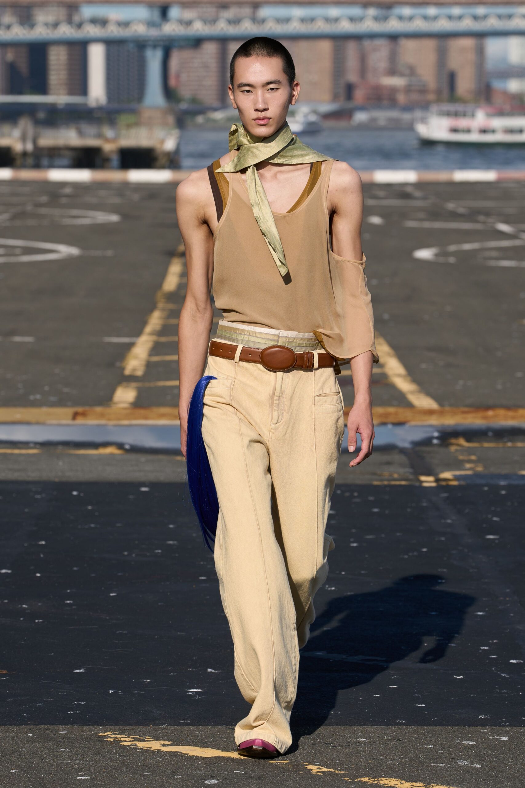 beige unknown high-waisted wide-leg belted pants