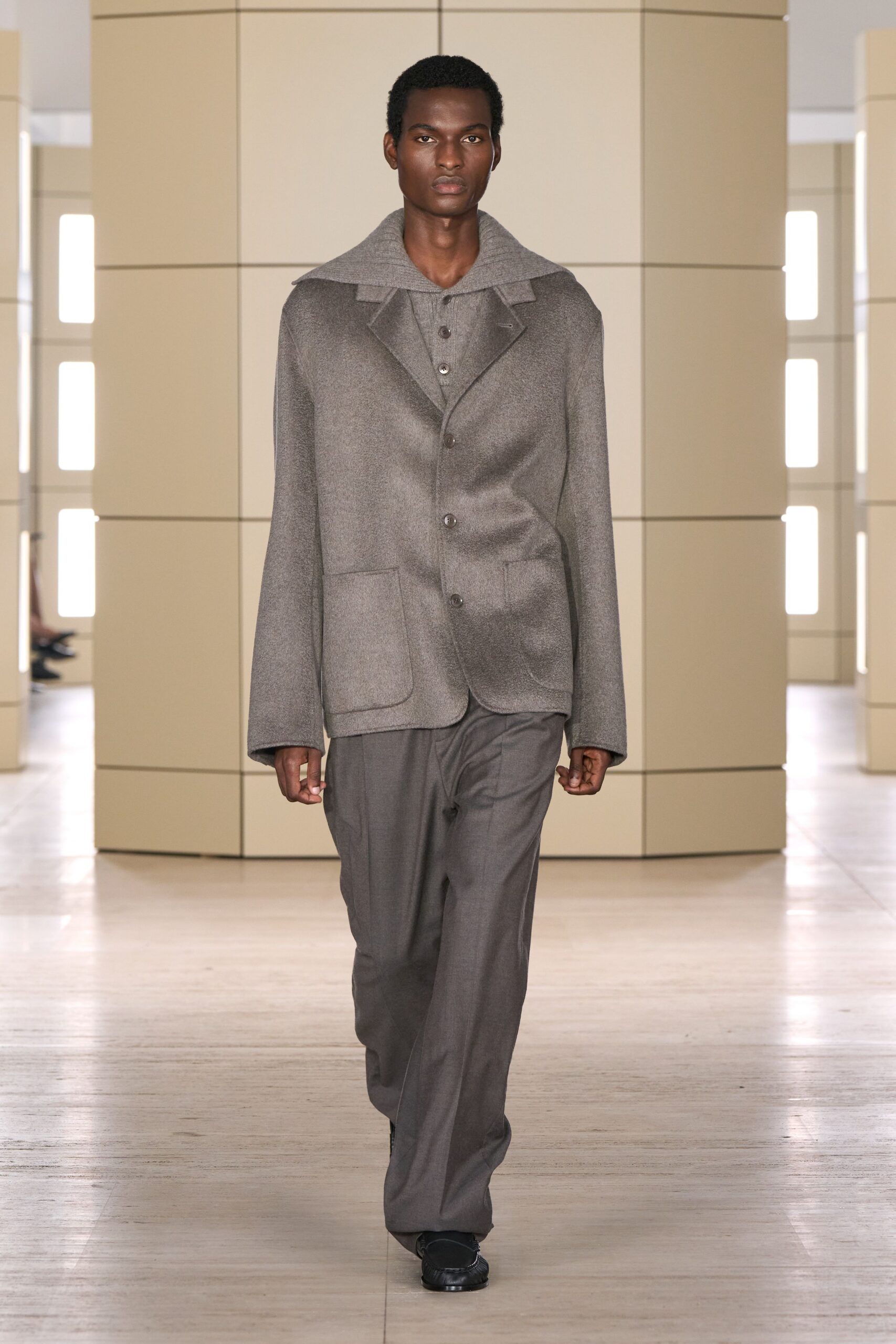 gray wool single-breasted jacket