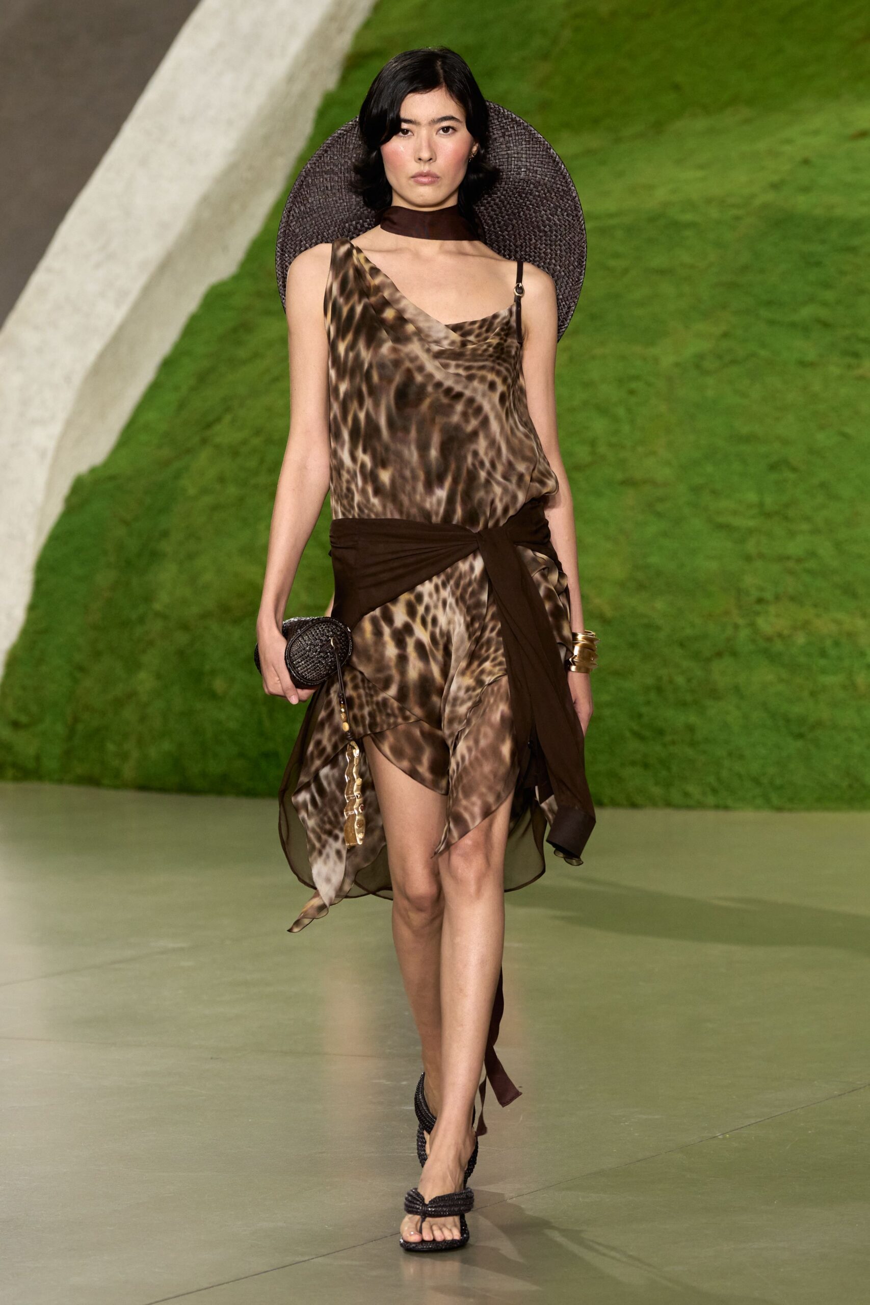 leopard-print asymmetric slip dress
