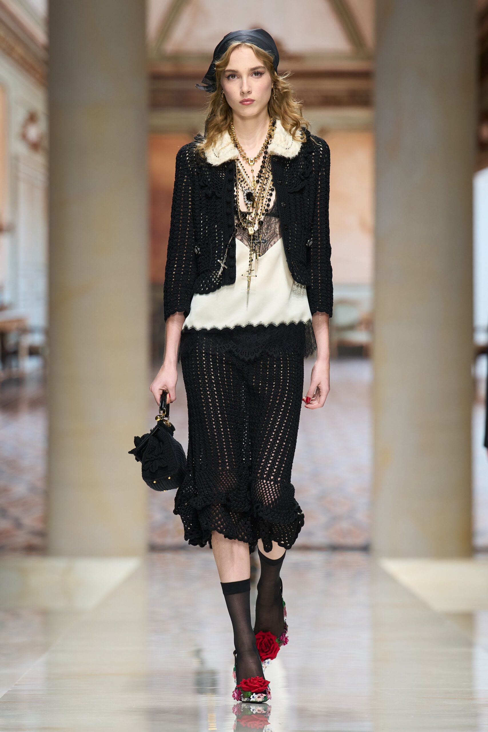 black crochet long-sleeve collared scalloped openwork textured jacket