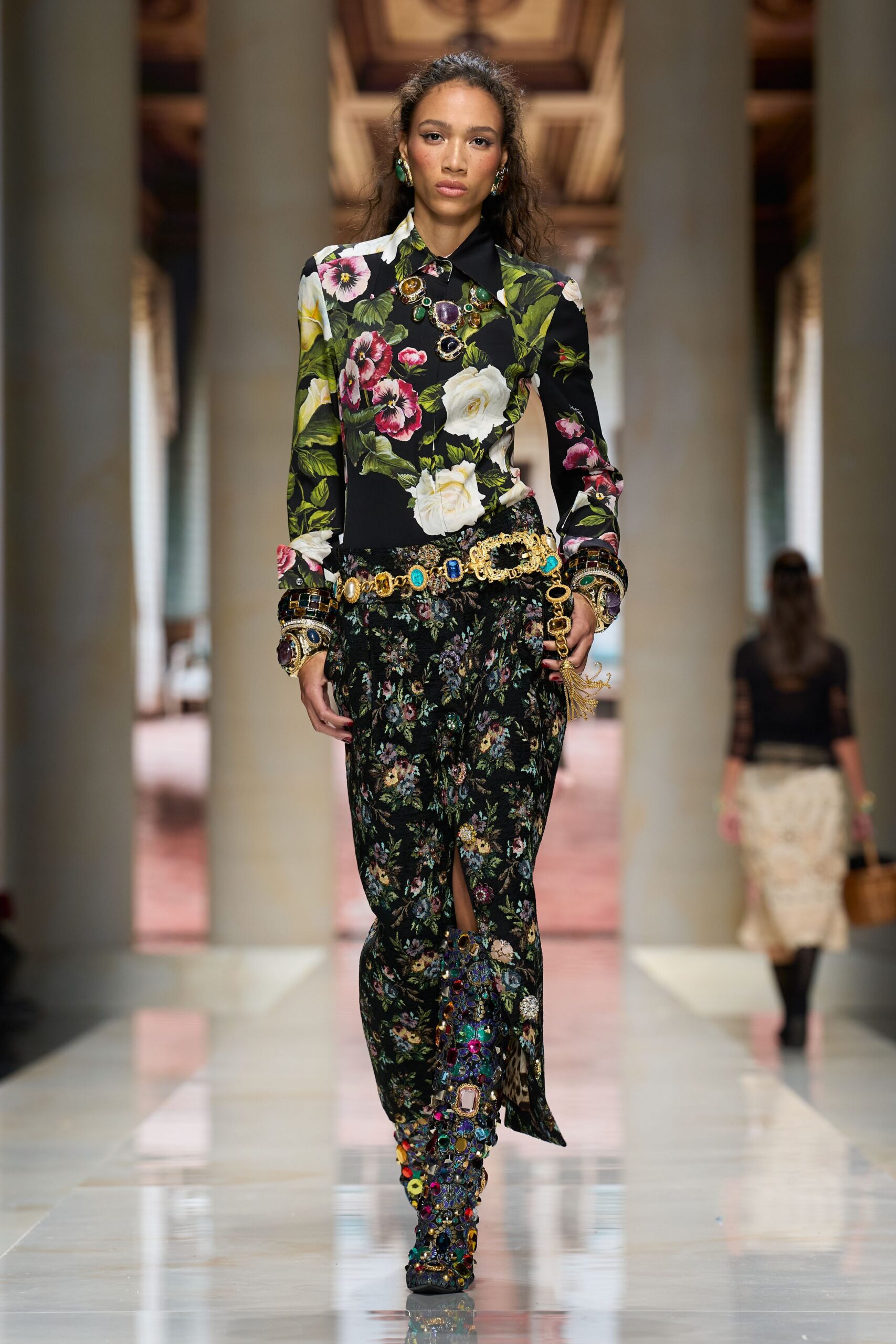 floral collared shirt with jewel necklace