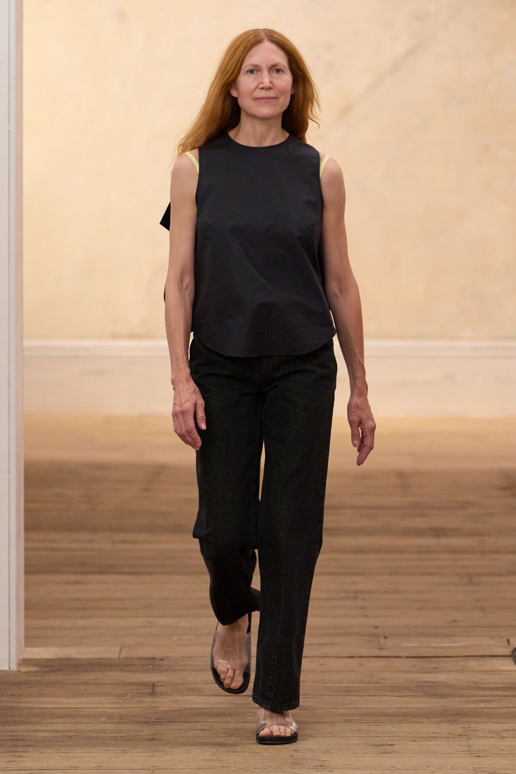 black sleeveless shell top
