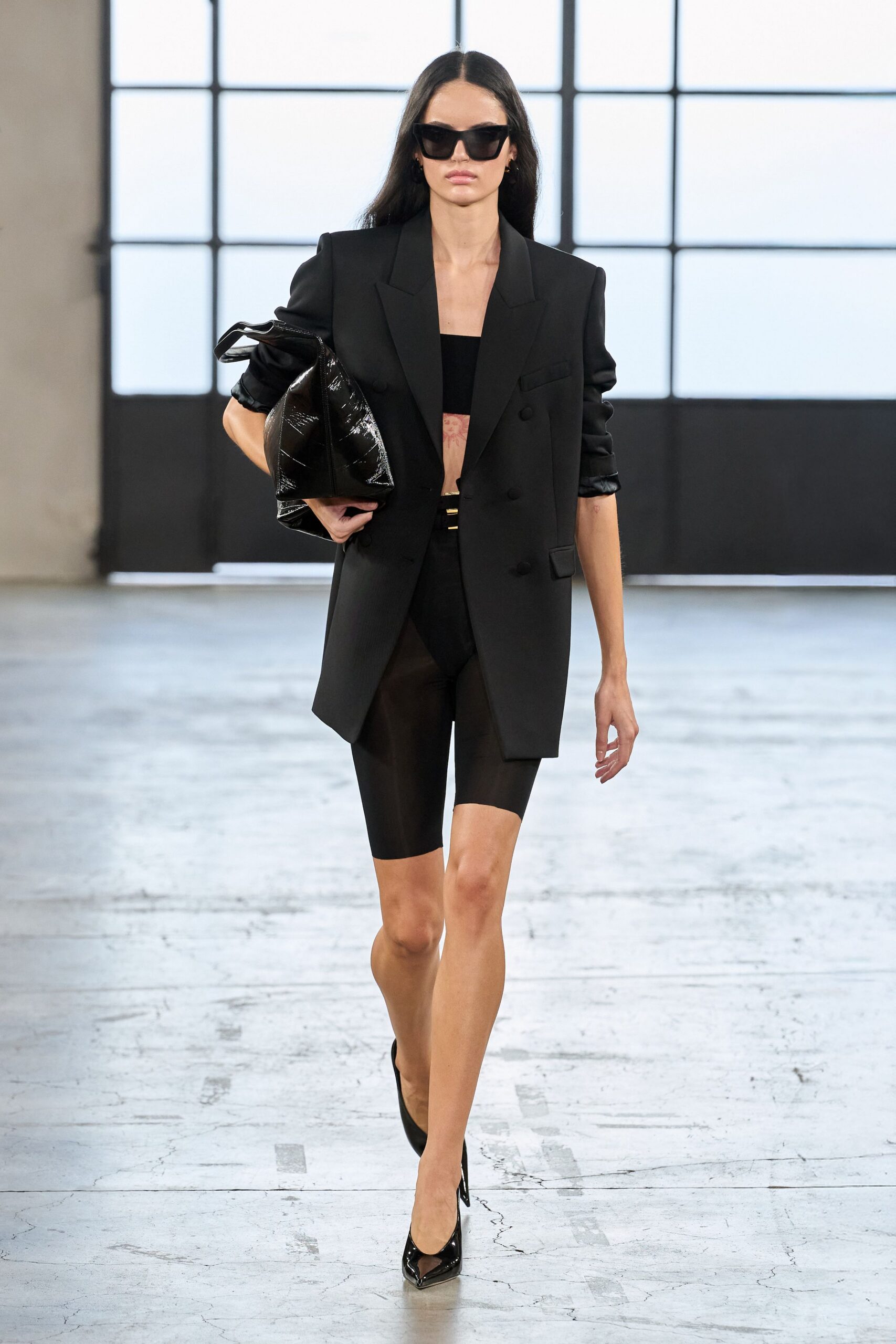 black oversized tuxedo blazer