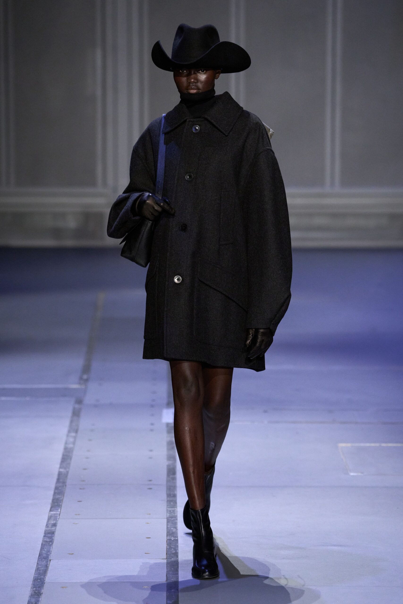 black leather gloves