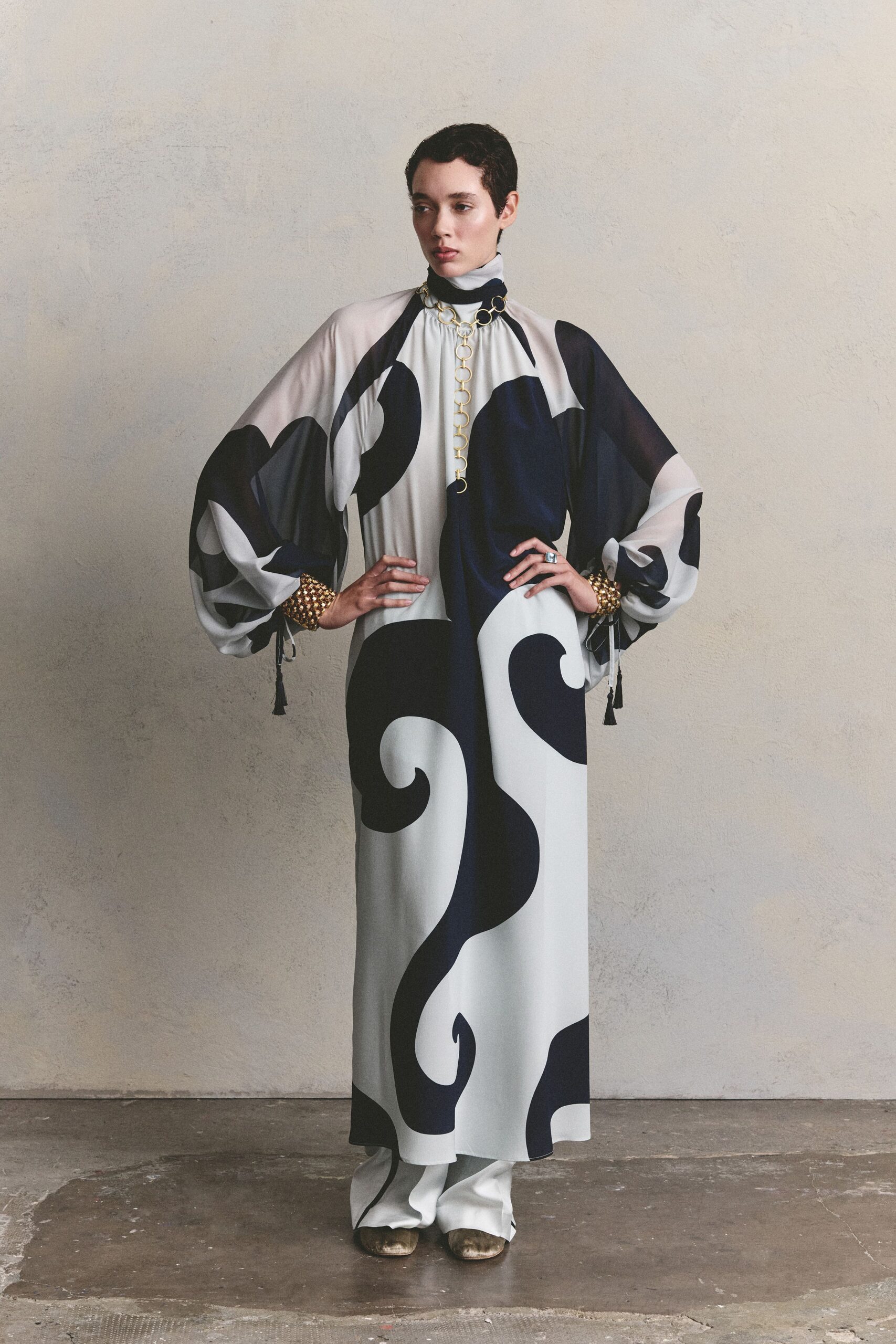 swirl-print silk caftan maxi dress