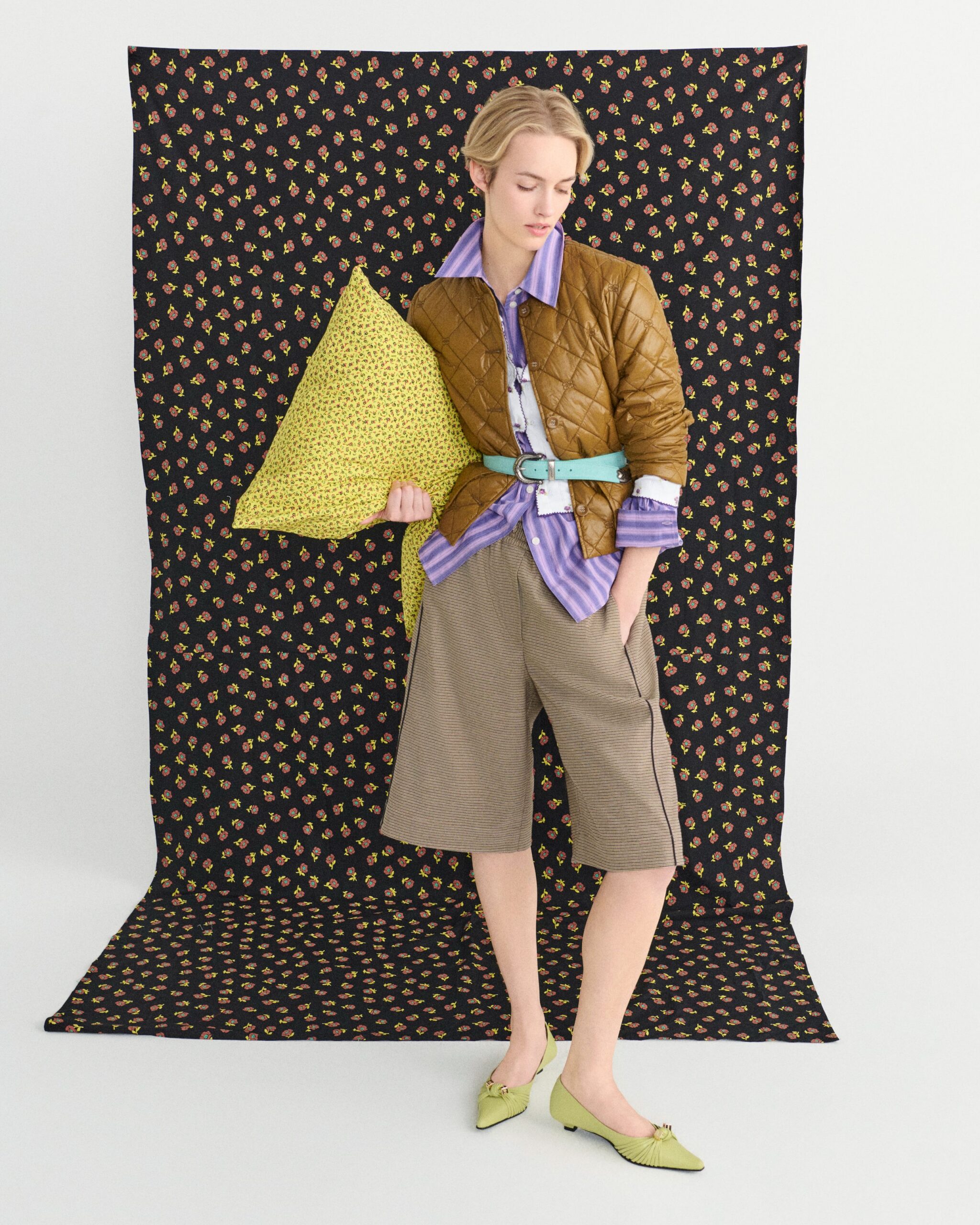 brown leather long-sleeve collared quilted buttoned textured jacket