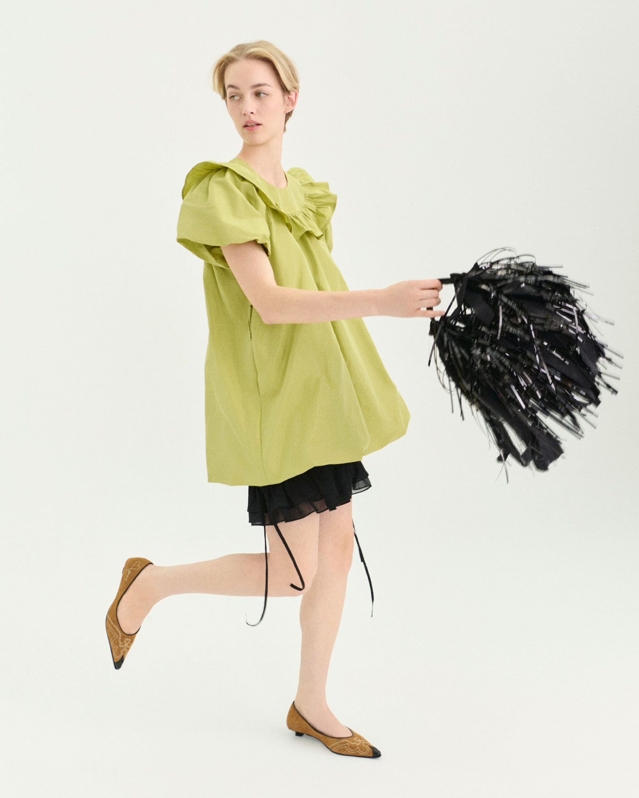 ruffled puff-sleeve babydoll mini dress