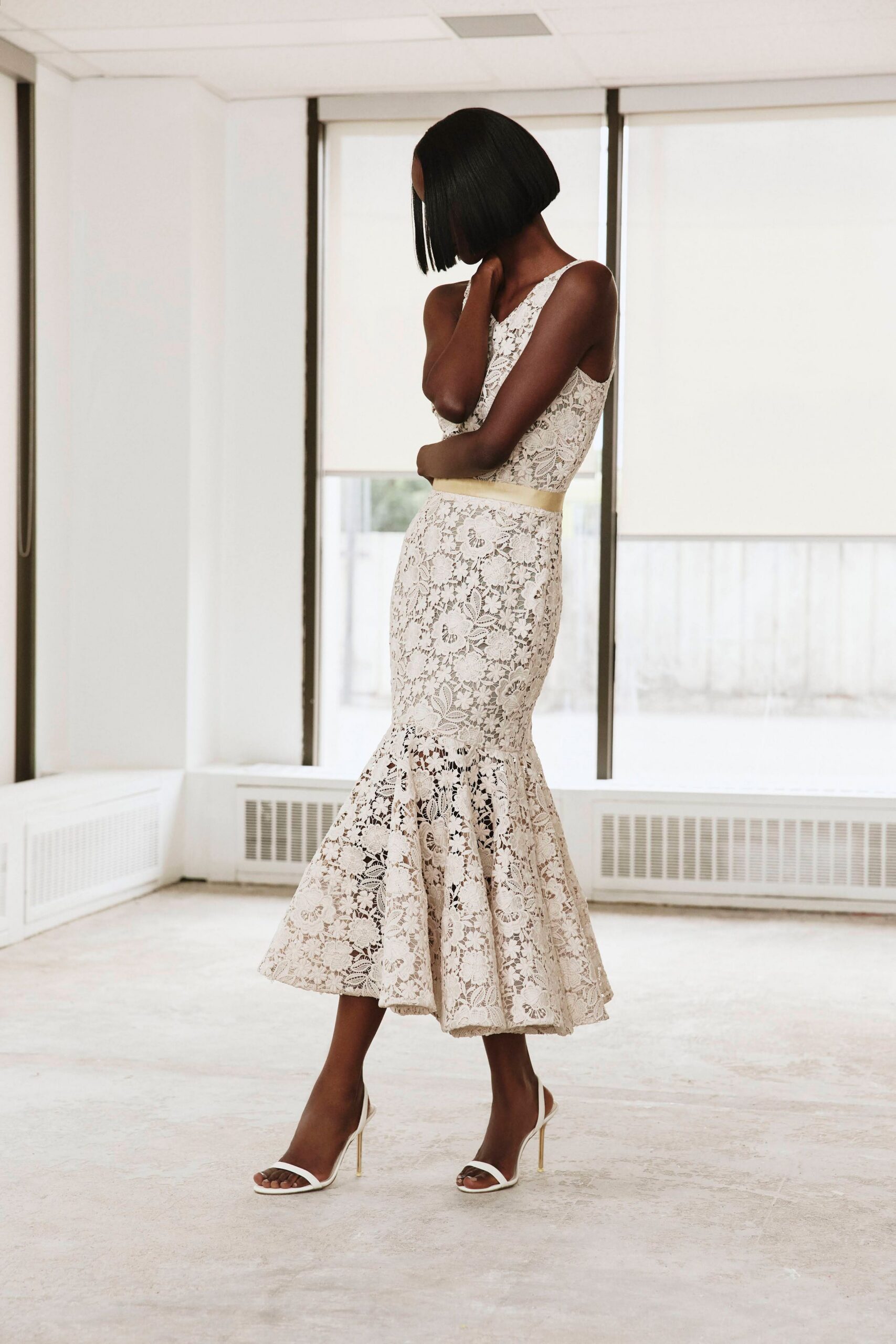 floral lace mermaid midi dress