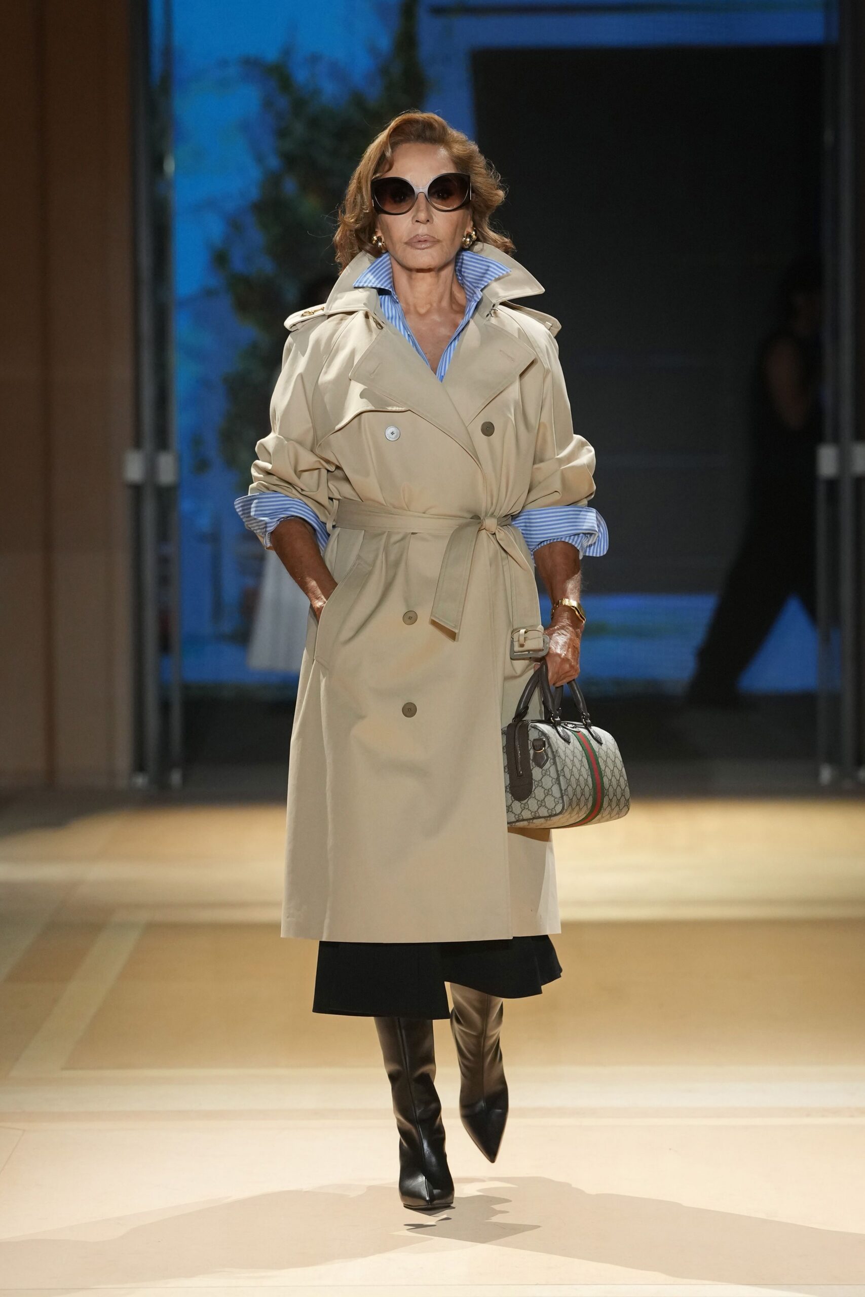 beige belted double-breasted trench coat