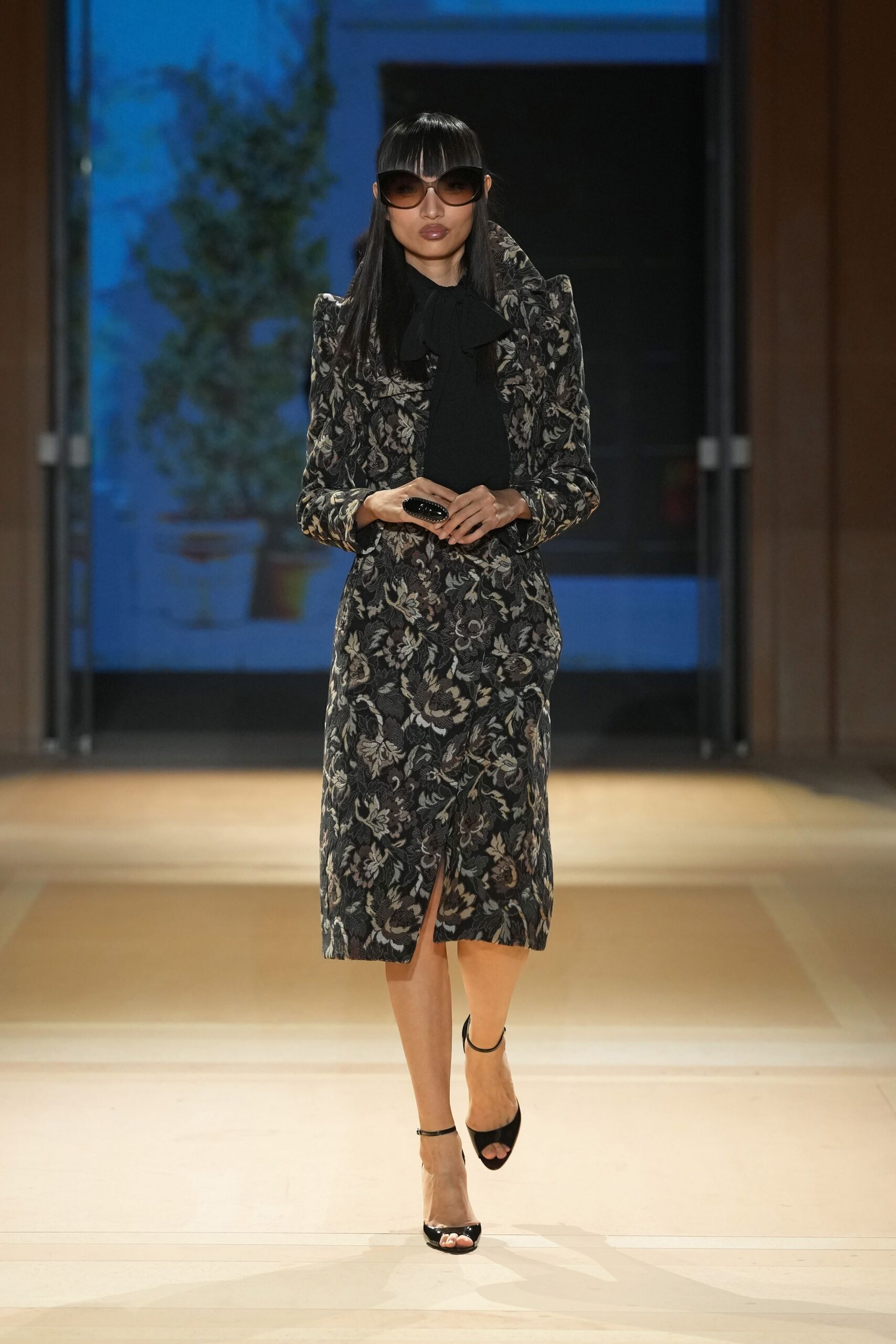 floral brocade bow-neck midi dress