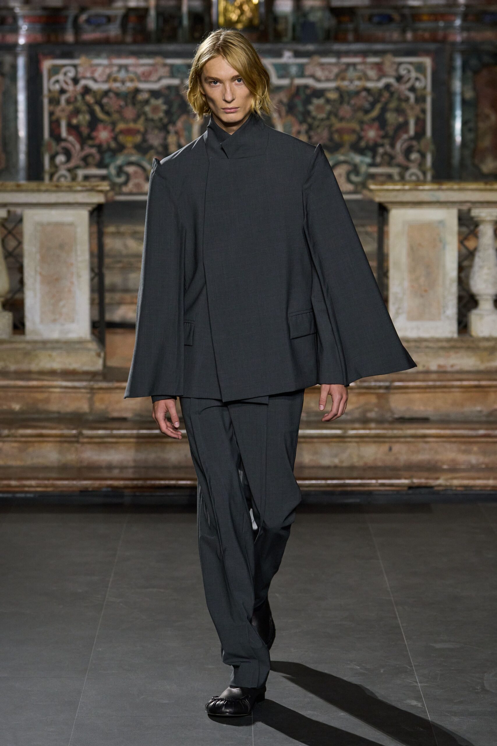 asymmetric cape-sleeve gray jacket