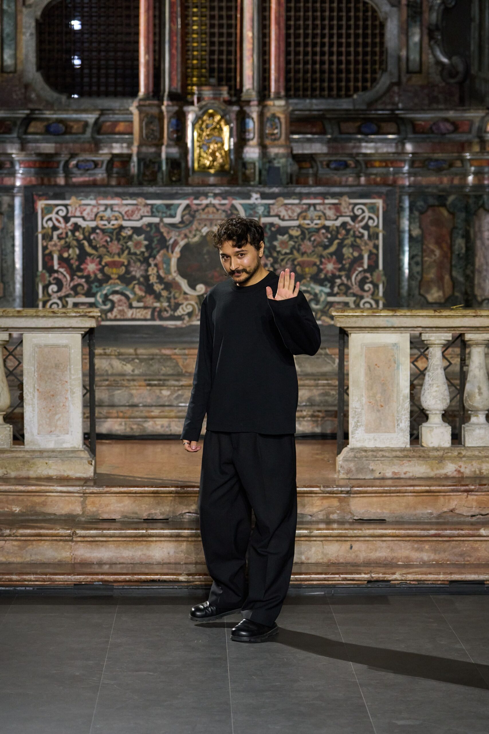 black long-sleeve jersey top
