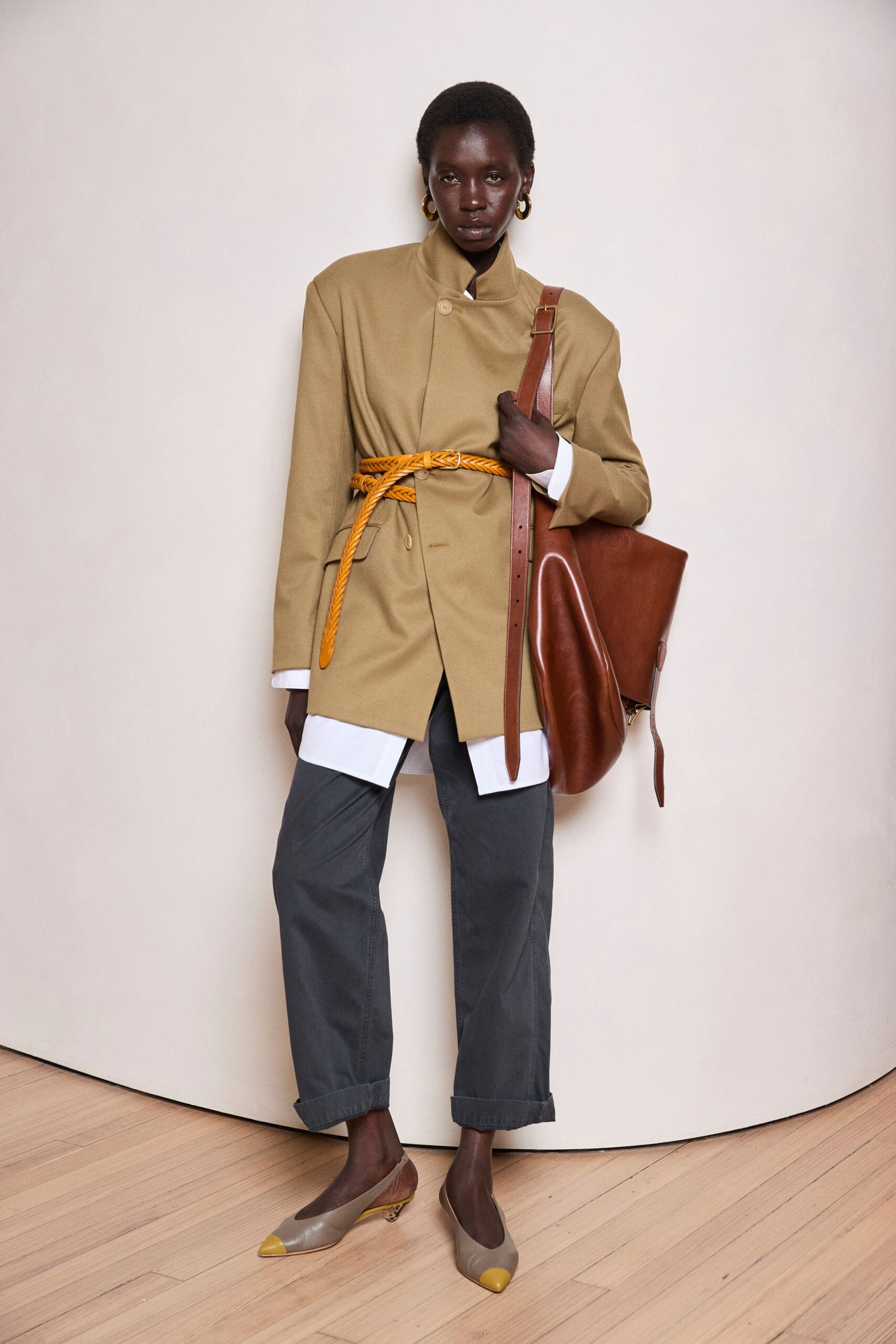 braided belt beige stand-collar blazer