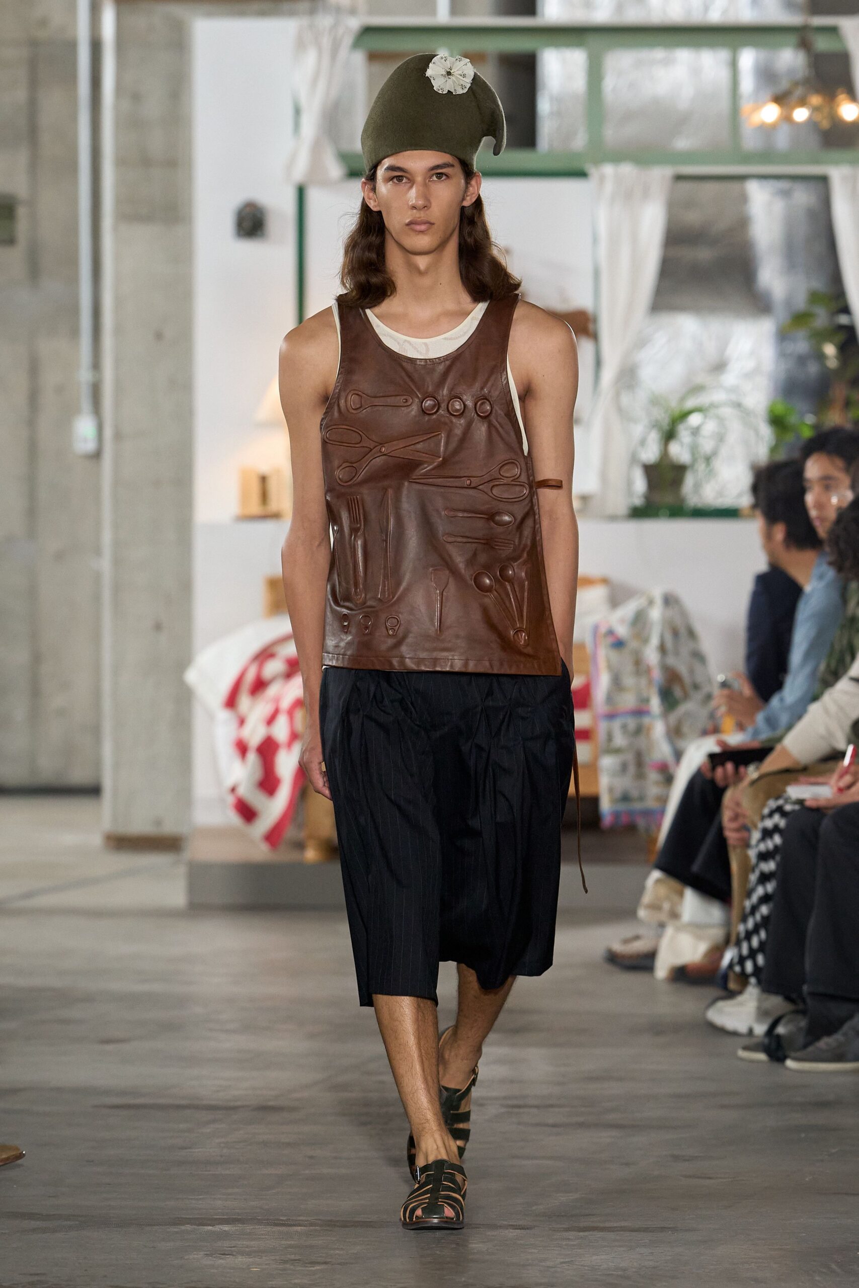 brown leather embossed tank-top