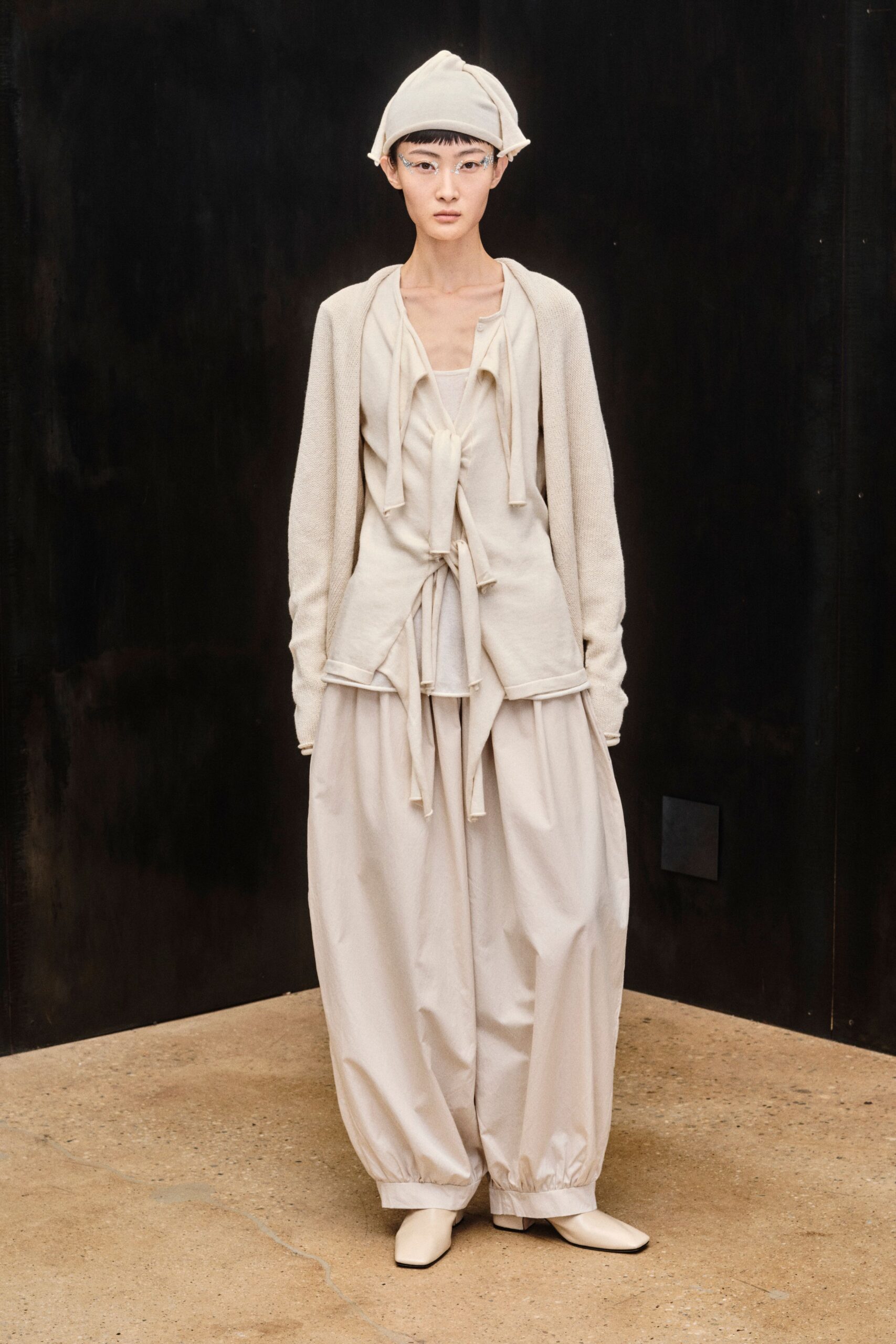 ivory unknown wide-leg flowing pants