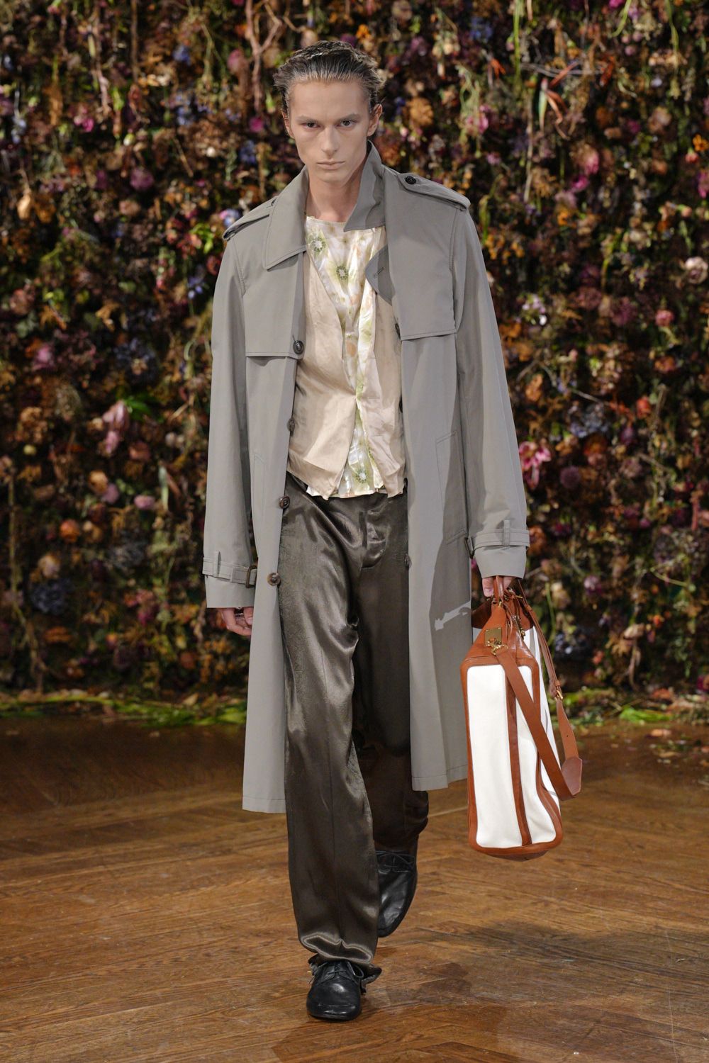 gray unknown long-sleeve collared relaxed buttoned maxi trench