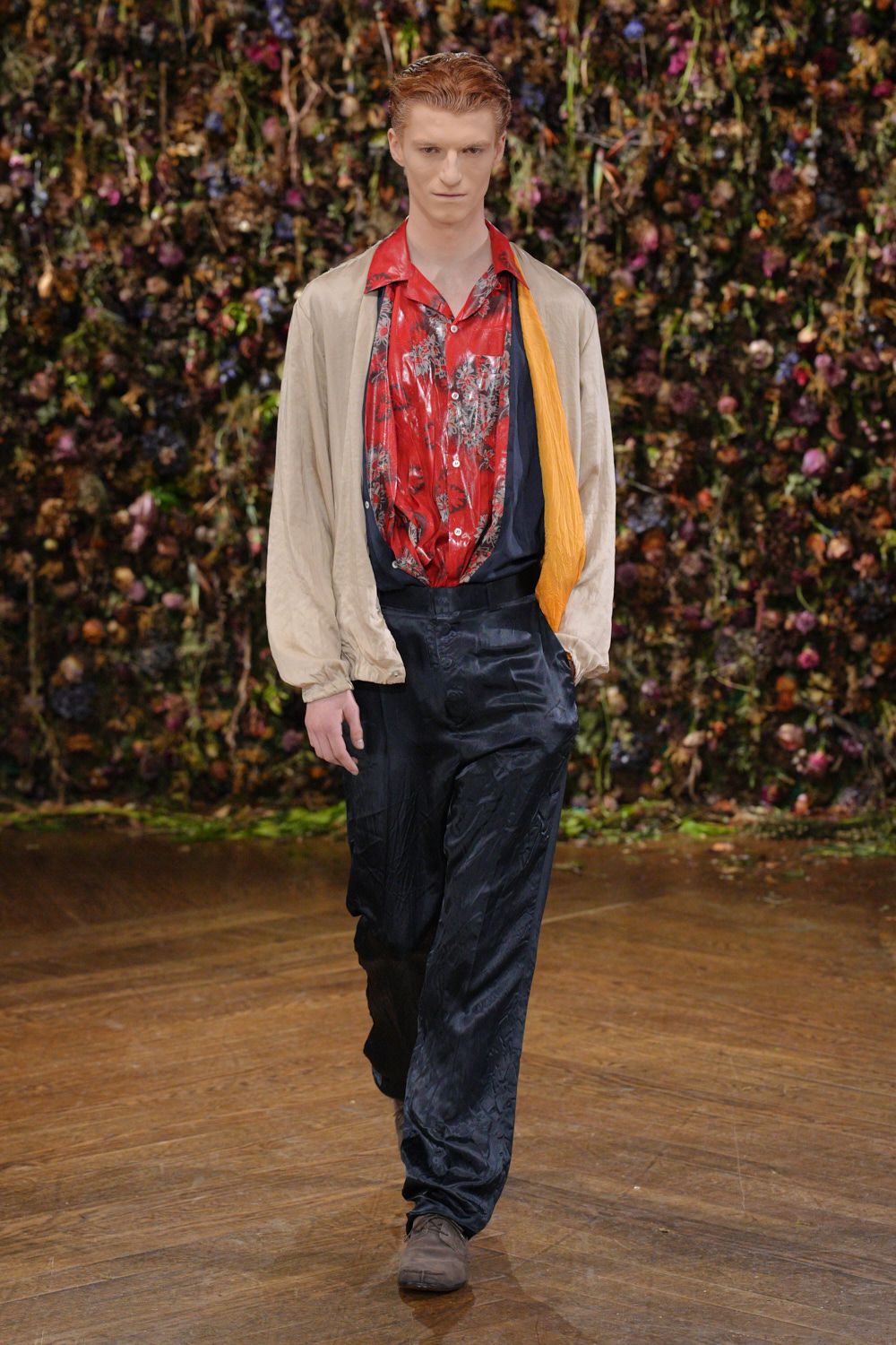 red satin collared long-sleeve printed buttoned shiny shirt