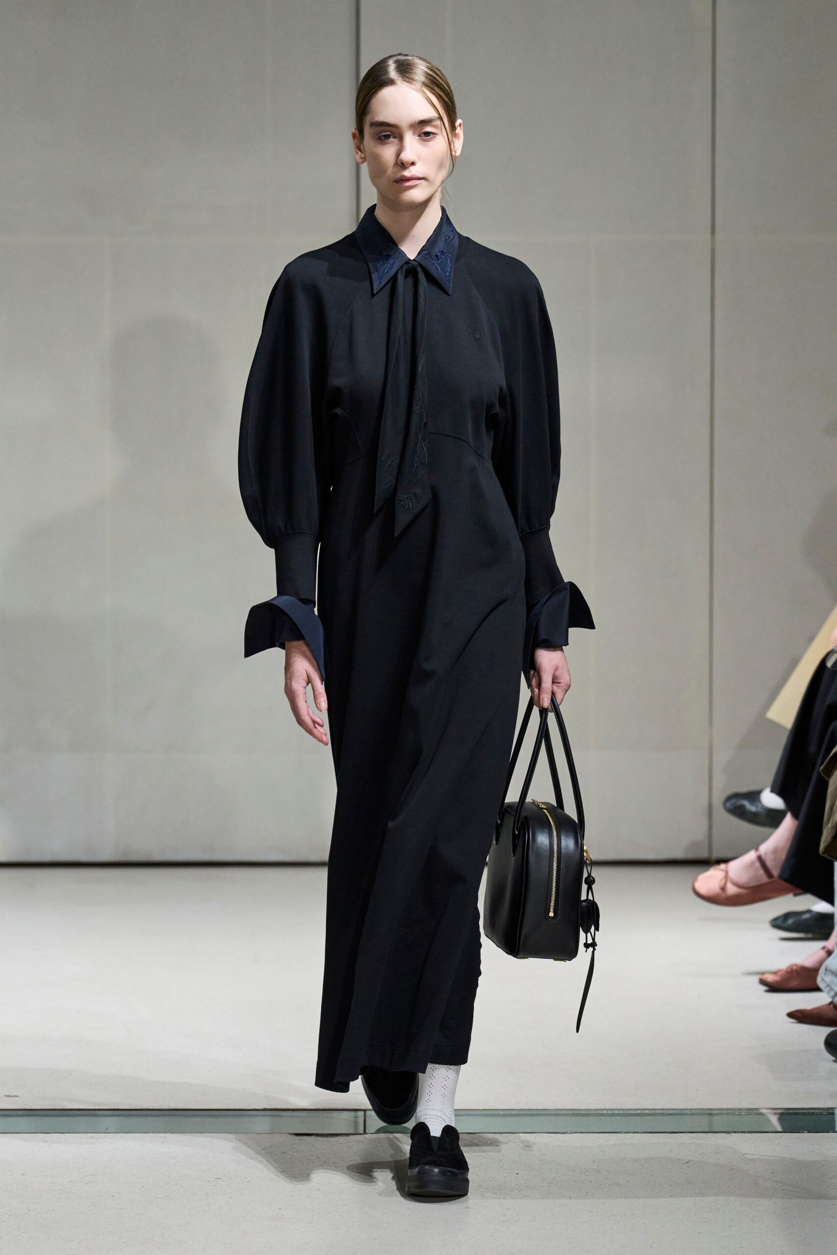 black unknown long-sleeve collared draped flowing maxi maxi-dress