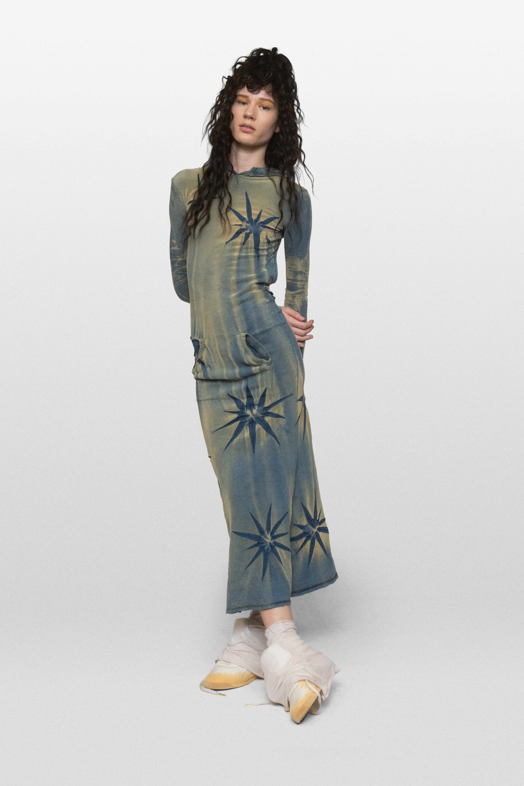 starburst print long sleeve maxi dress
