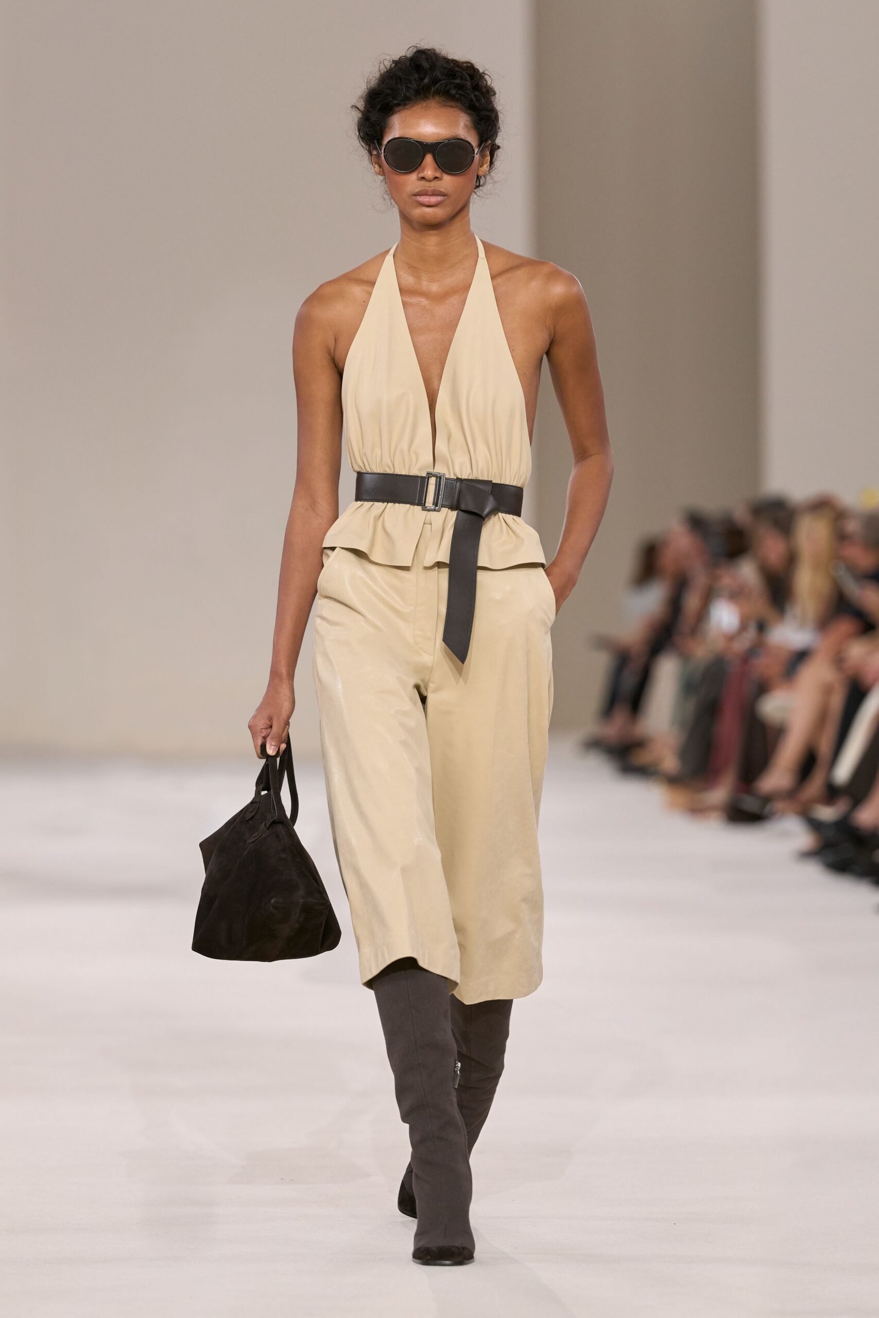Max Mara Spring 2027 Ready-to-Wear Look 27