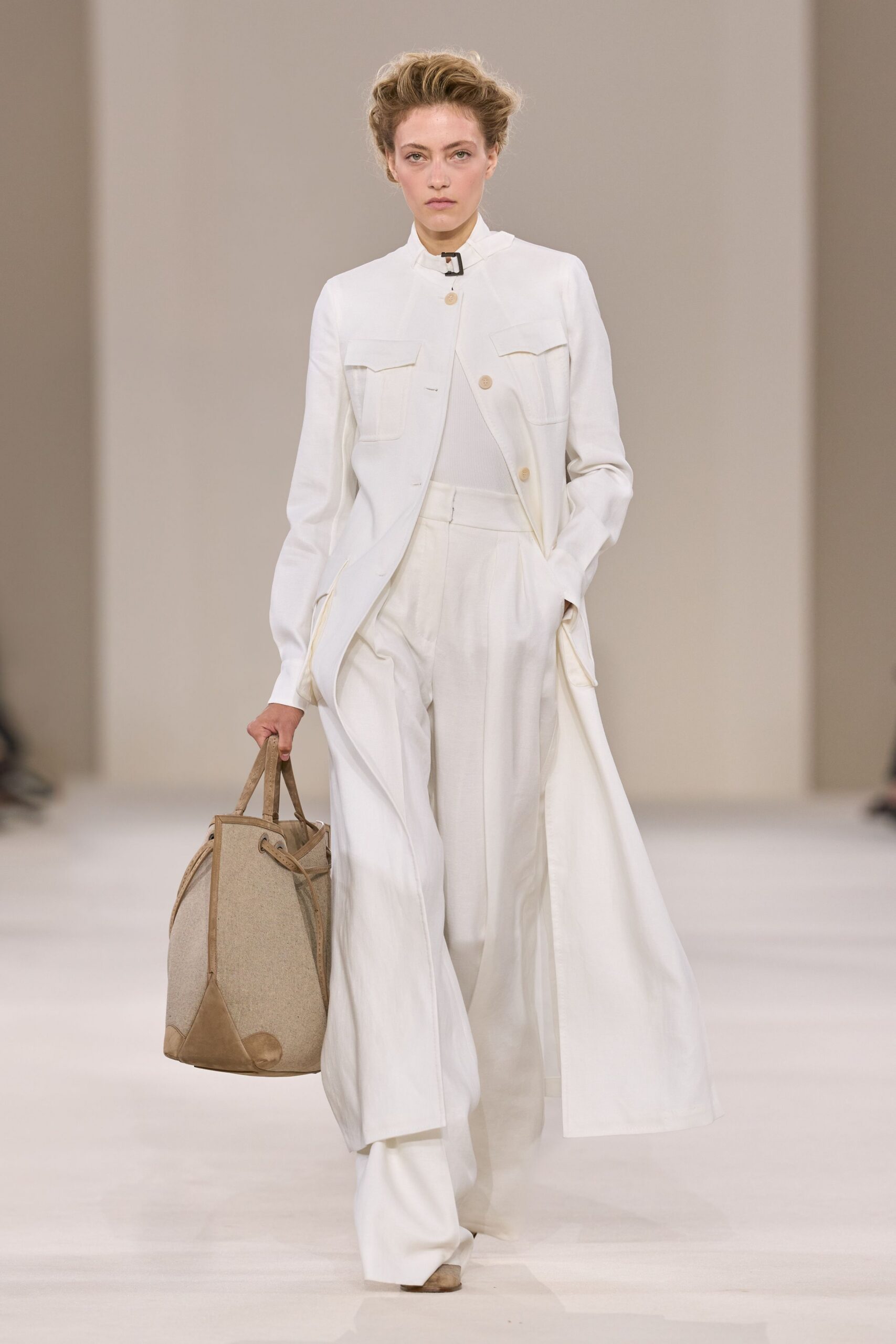 Max Mara Spring 2027 Ready-to-Wear Look 28