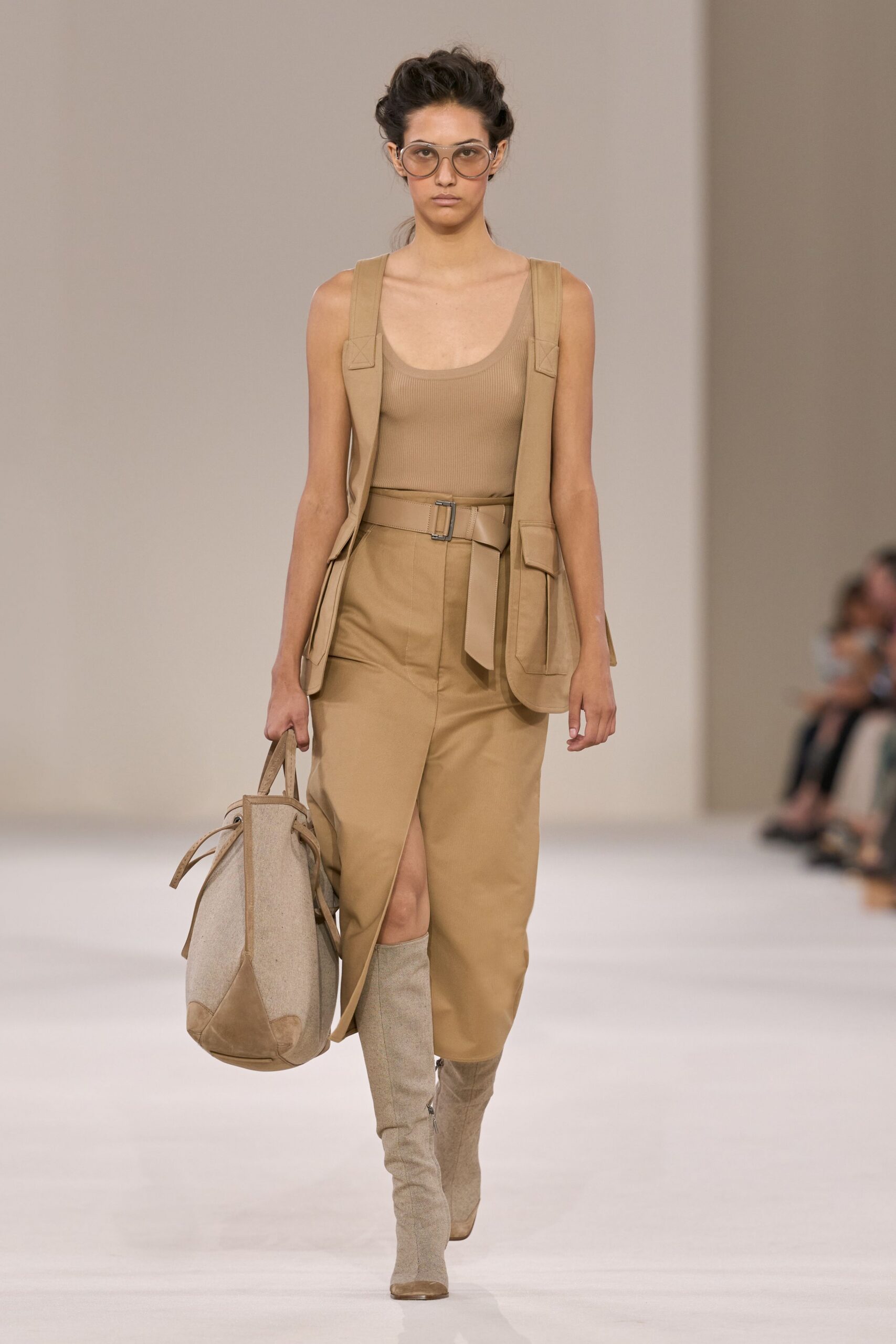 Max Mara Spring 2027 Ready-to-Wear Look 36