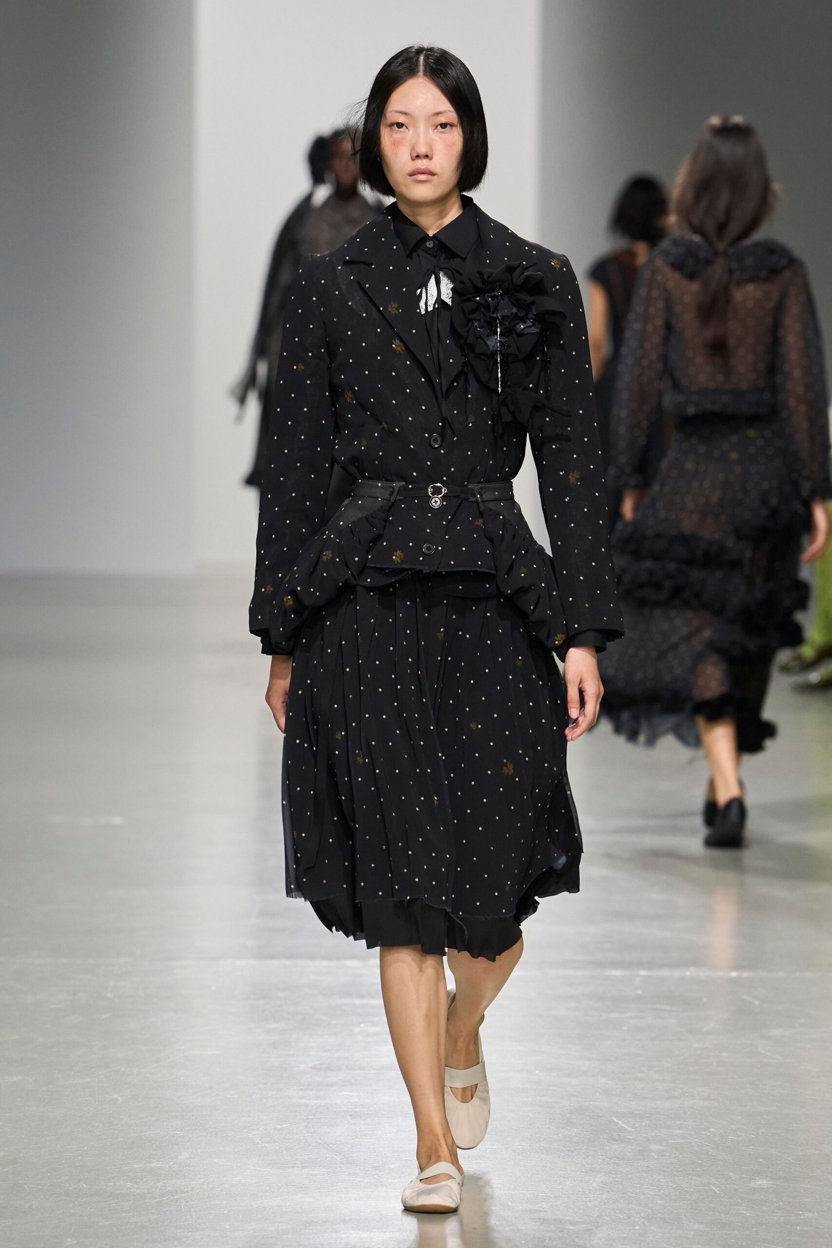 black chiffon polka-dot pleated flowing midi skirt