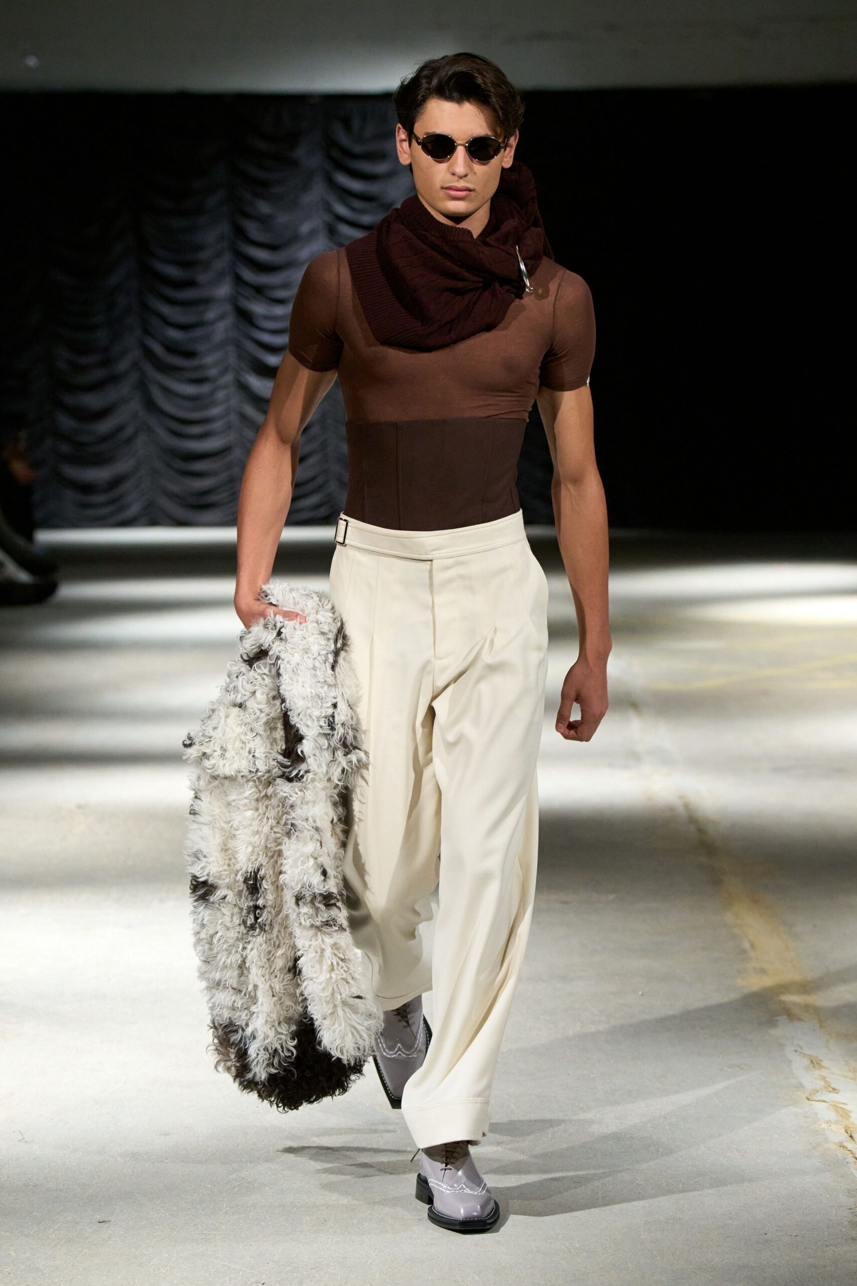 ivory unknown high-waisted wide-leg flowing pants