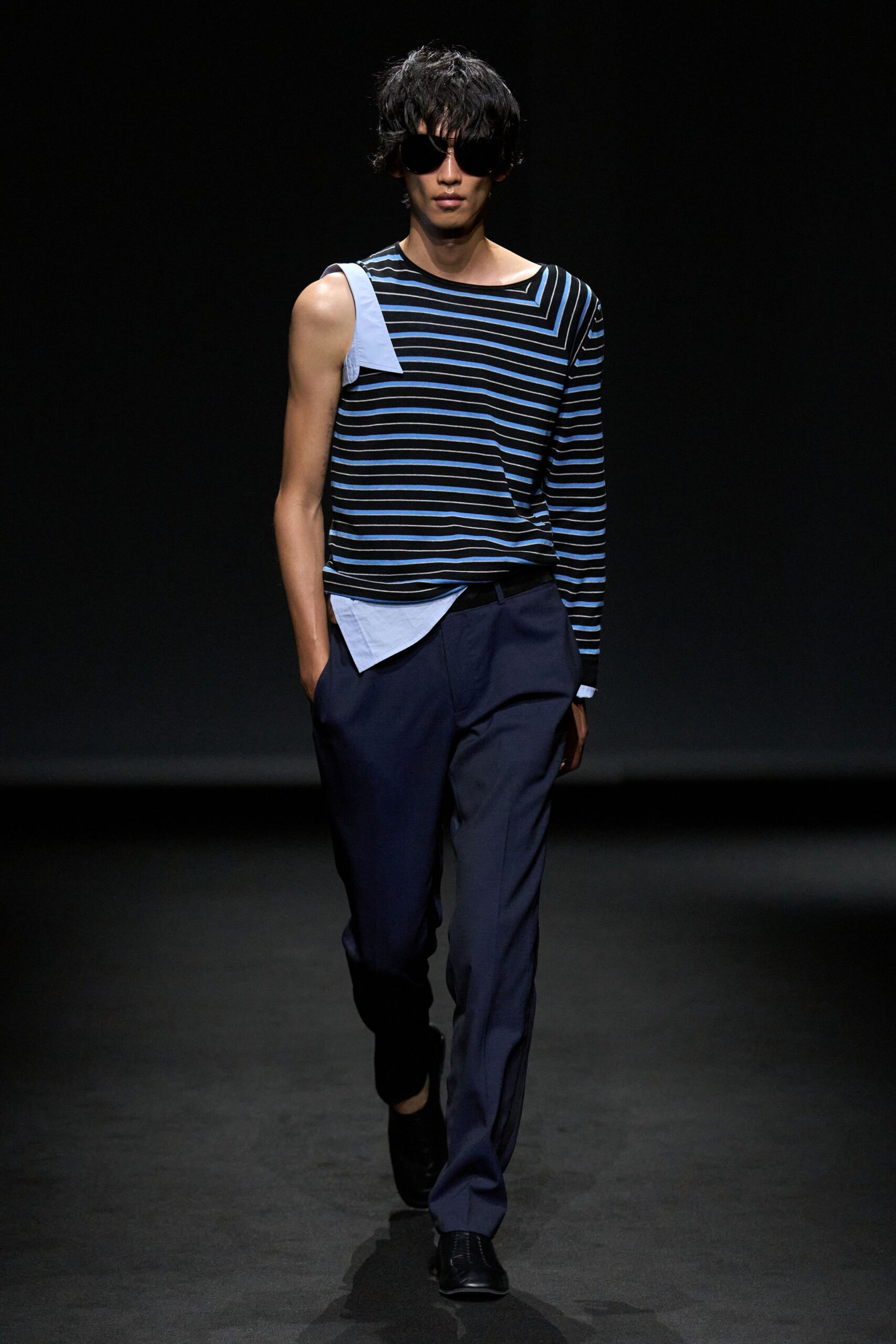 asymmetric striped one-sleeve top
