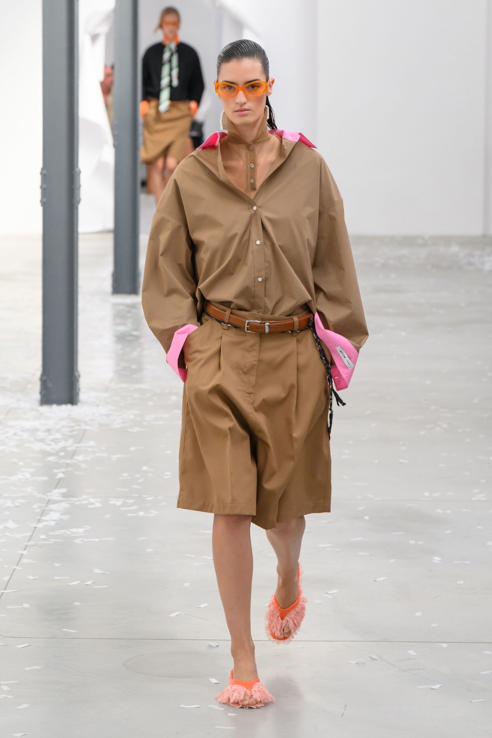 oversized brown shirt with pink cuffs