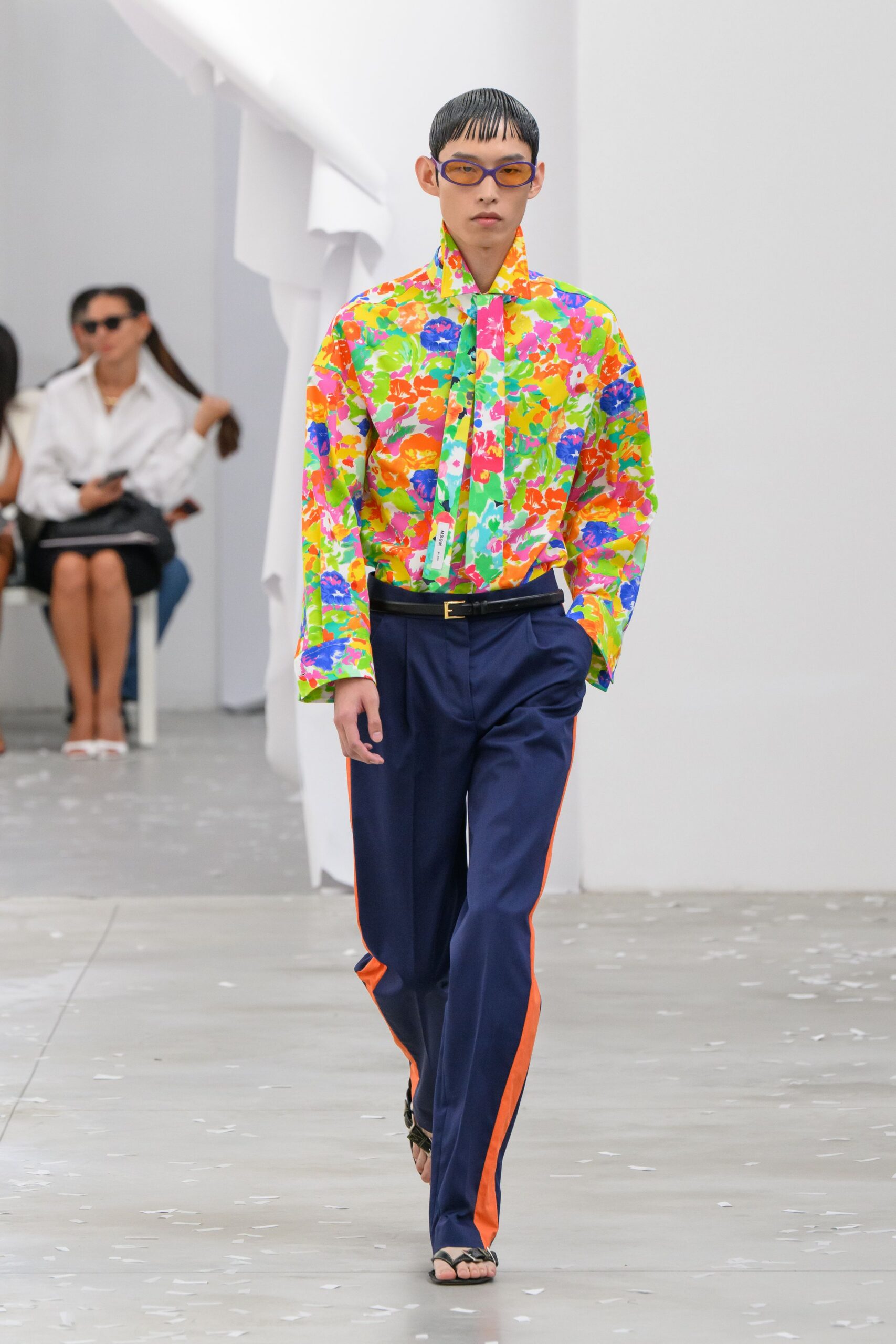 blue unknown straight-leg color-blocked pants