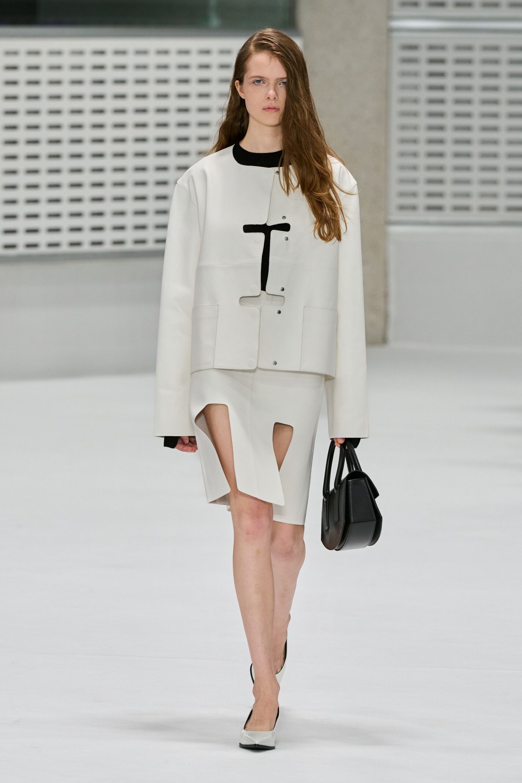 cutout tab-front white jacket